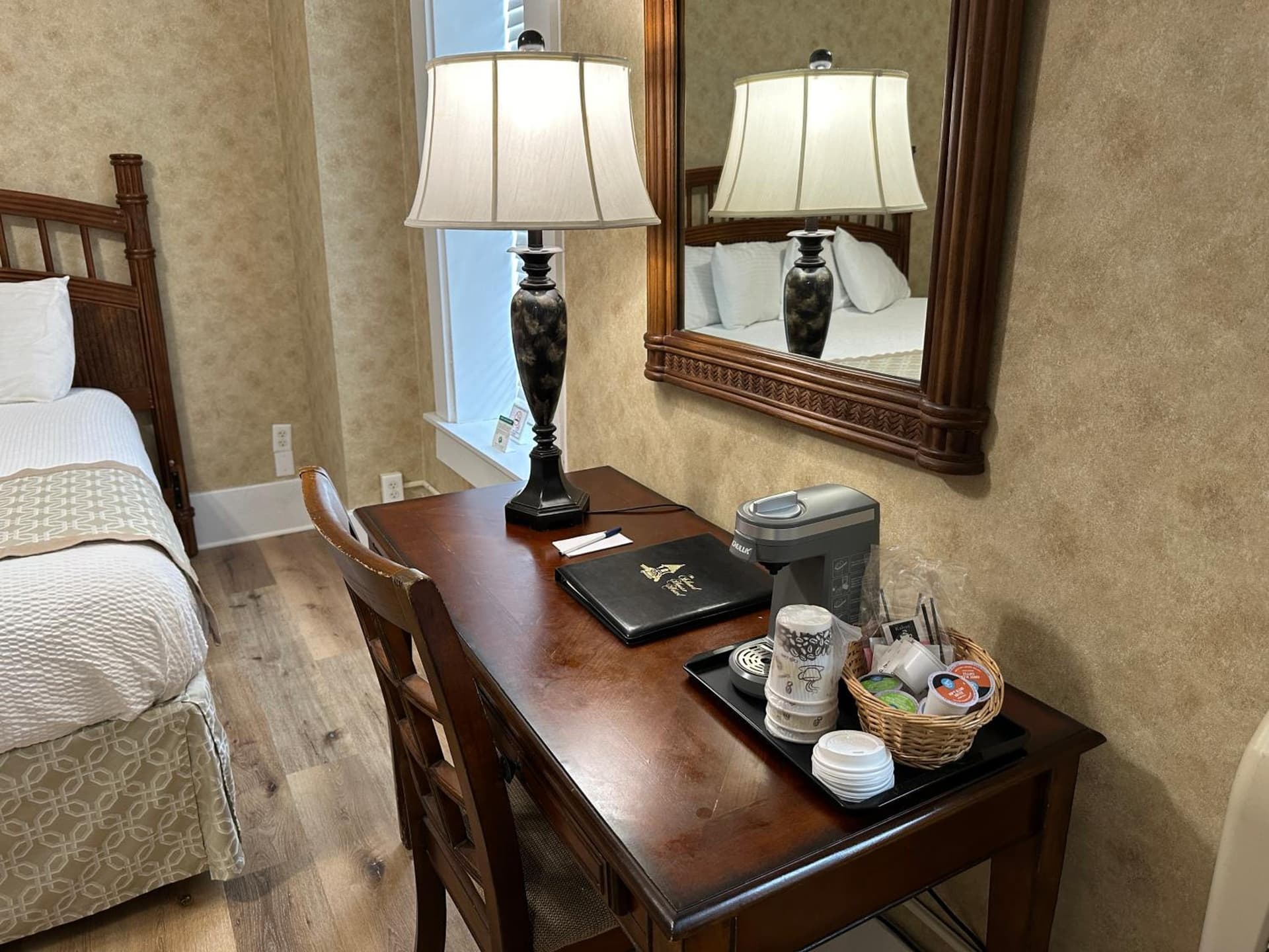 Island House Historic Vacation Rentals gallery photo in Port Clinton, OH — image 188
