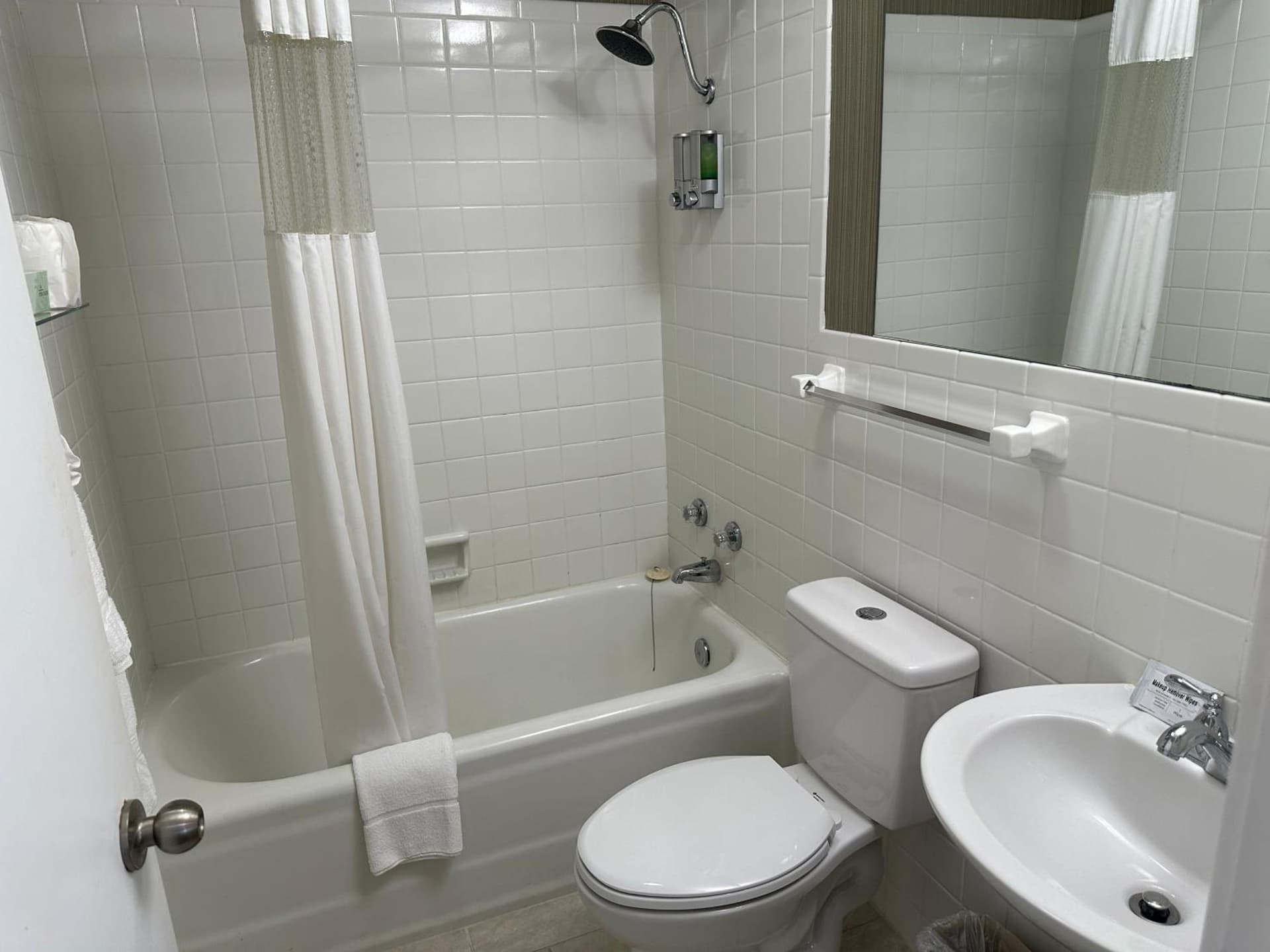 Island House Historic Vacation Rentals gallery photo in Port Clinton, OH — image 52