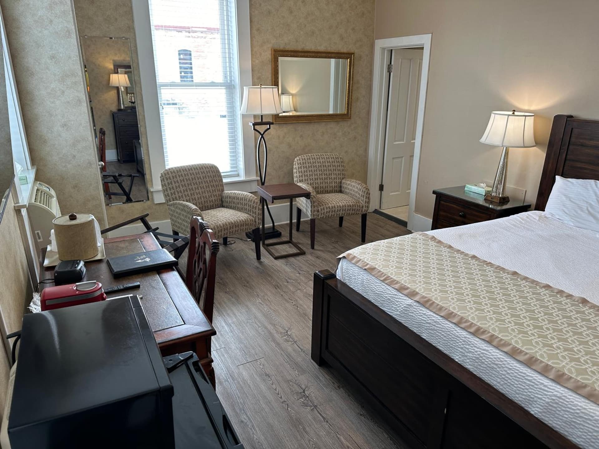 Island House Historic Vacation Rentals gallery photo in Port Clinton, OH — image 175