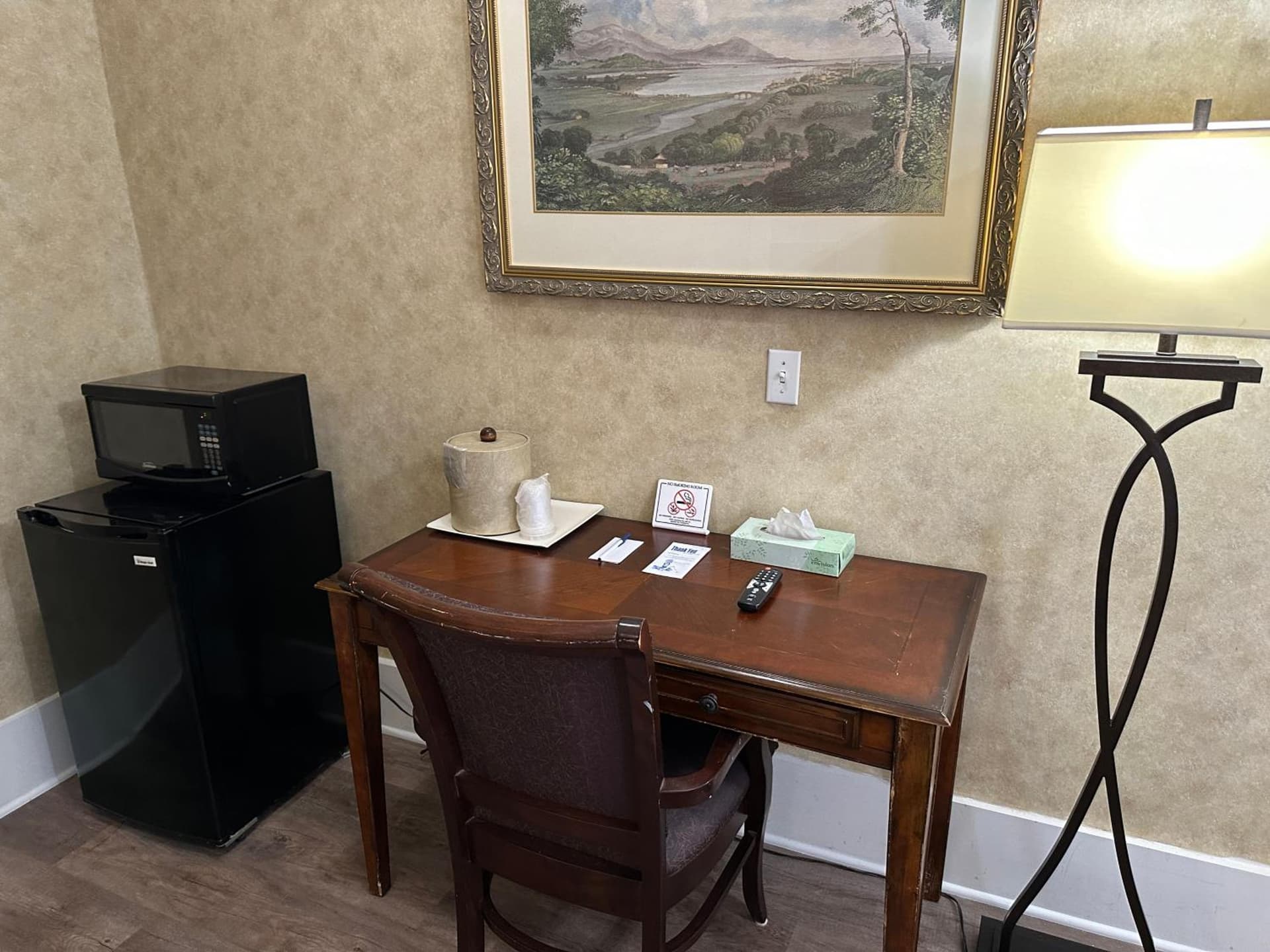 Island House Historic Vacation Rentals gallery photo in Port Clinton, OH — image 6
