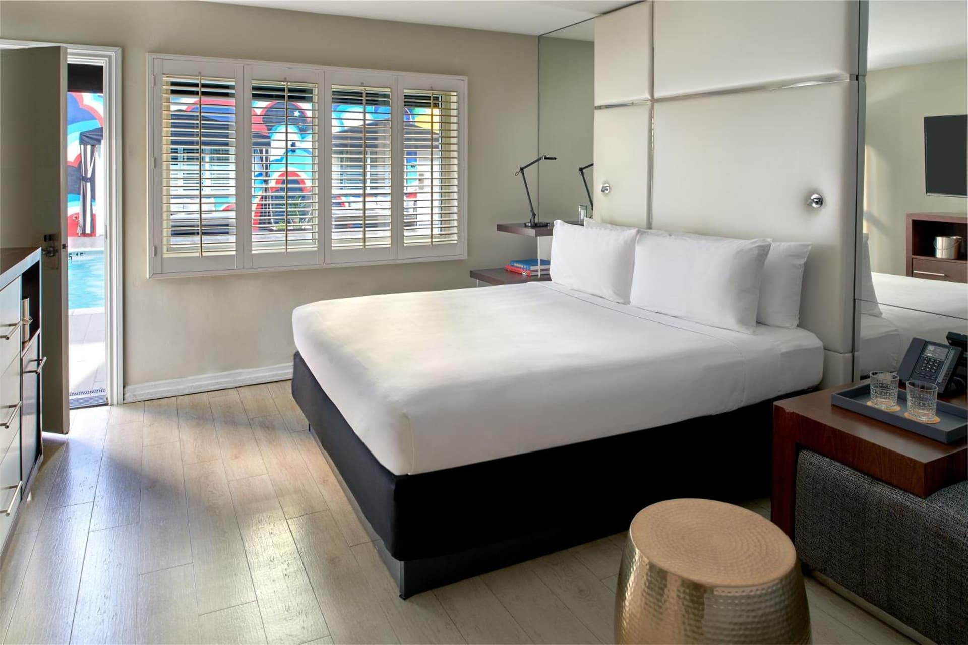 Hotel Ziggy On Sunset gallery photo in Los Angeles, CA — image 31