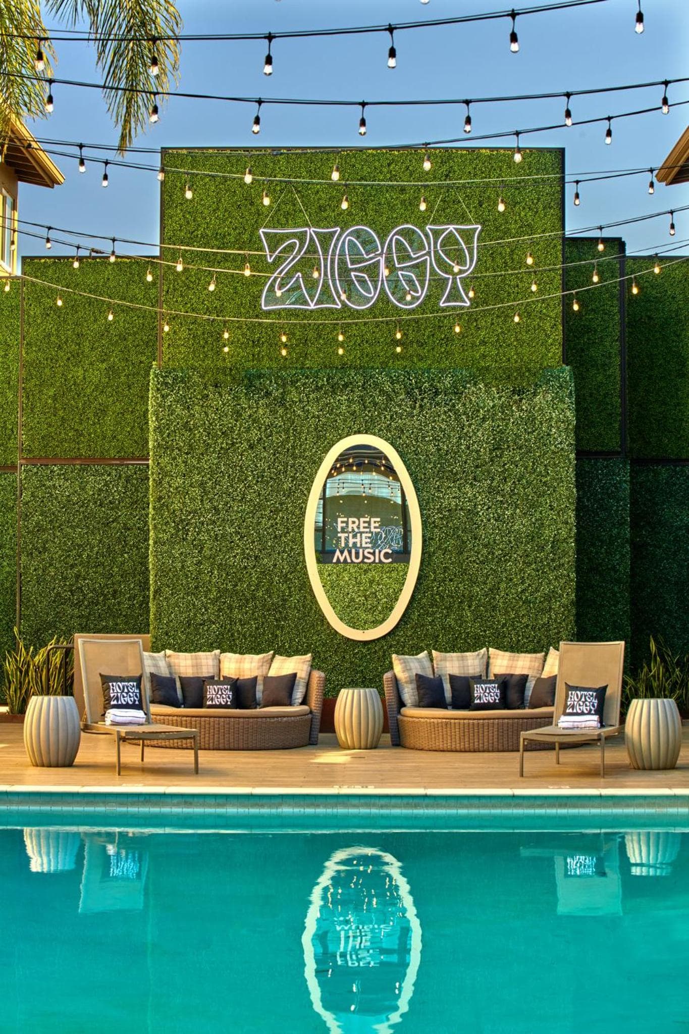 Hotel Ziggy On Sunset gallery photo in Los Angeles, CA — image 115