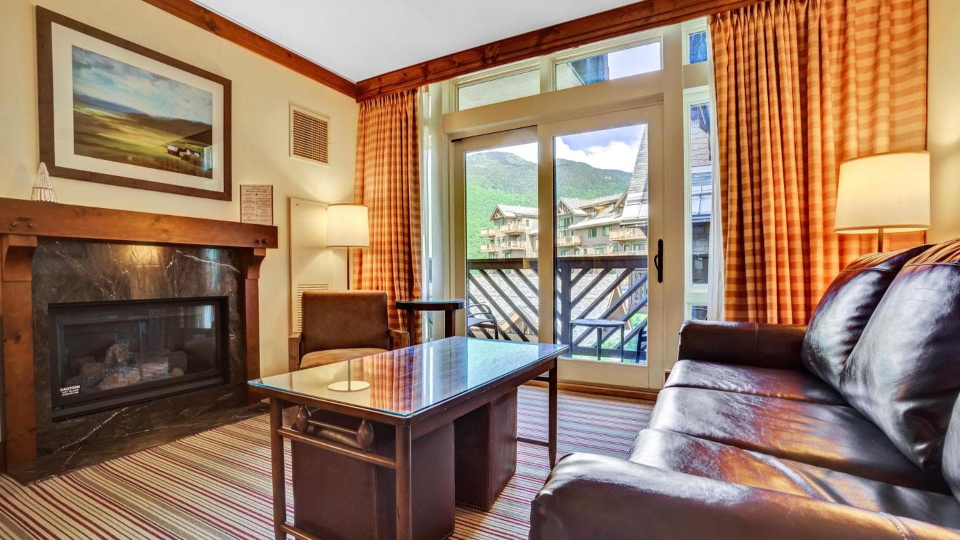 332 Lodge At Spruce Peak Ski In Ski In Ski Out King Studio By Stowe Mountain Rentals interior in Stowe — gallery photo 2