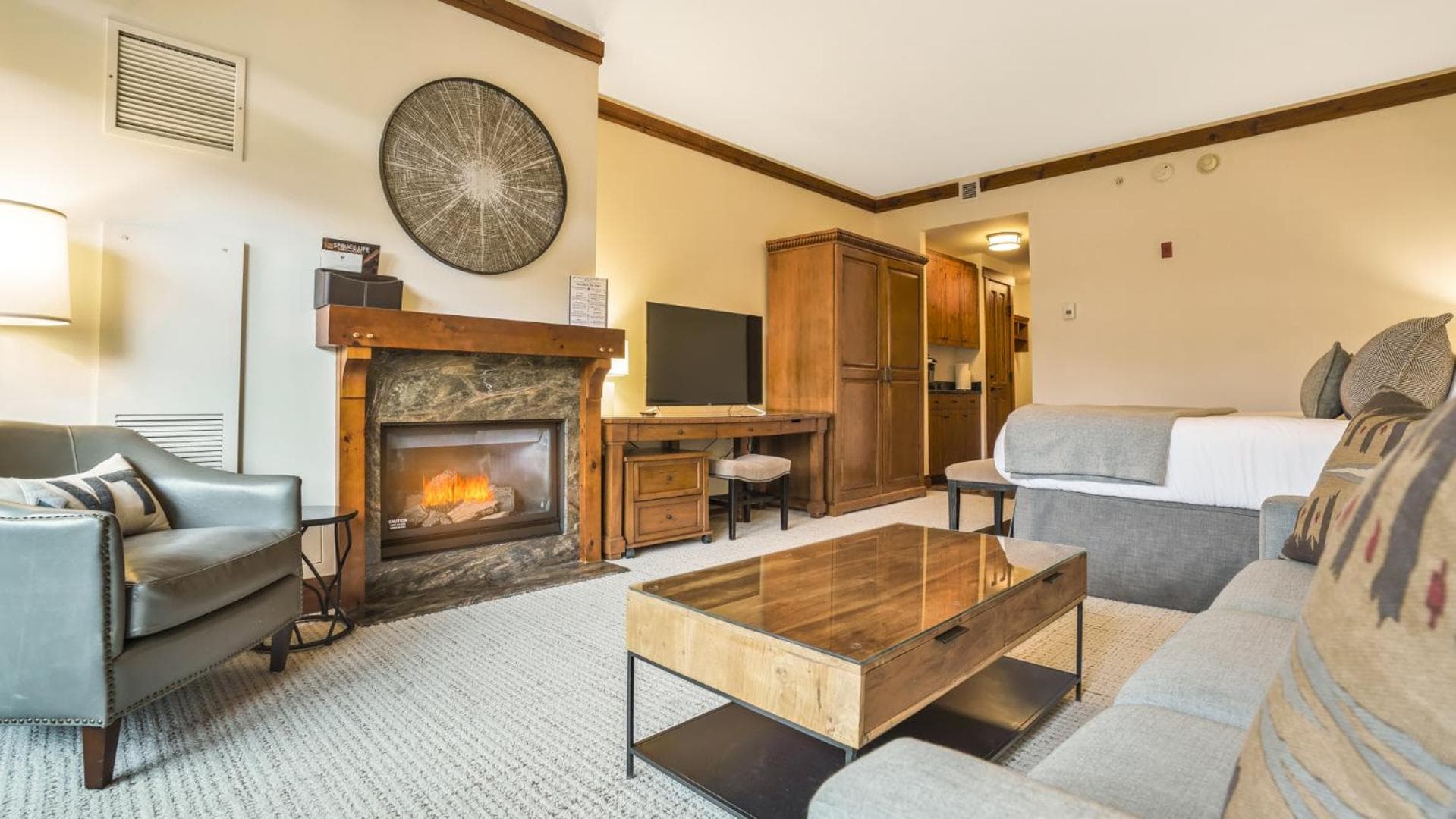 378 Lodge At Spruce Peak Ski In Ski In Ski Out King Studio By Stowe Mountain Rentals property views in Stowe — gallery photo 3