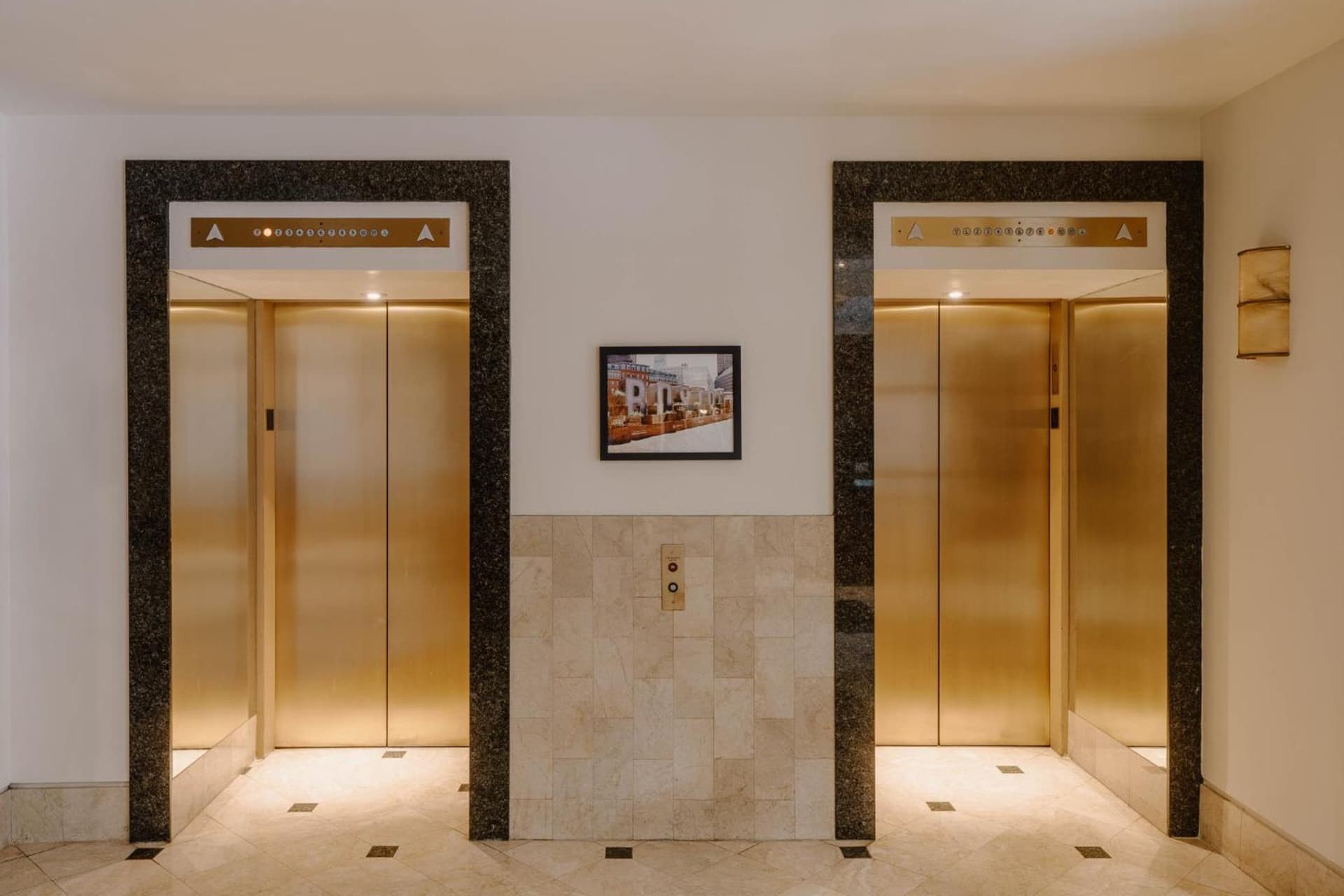 Club Quarters Hotel Faneuil Hall, Boston gallery photo in Boston, MA — image 38