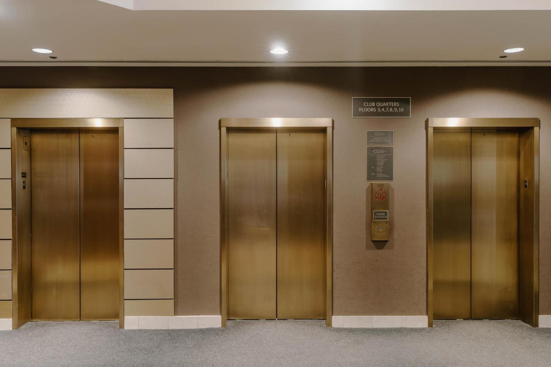 Club Quarters Hotel Central Loop, Chicago gallery photo in Chicago, IL — image 8