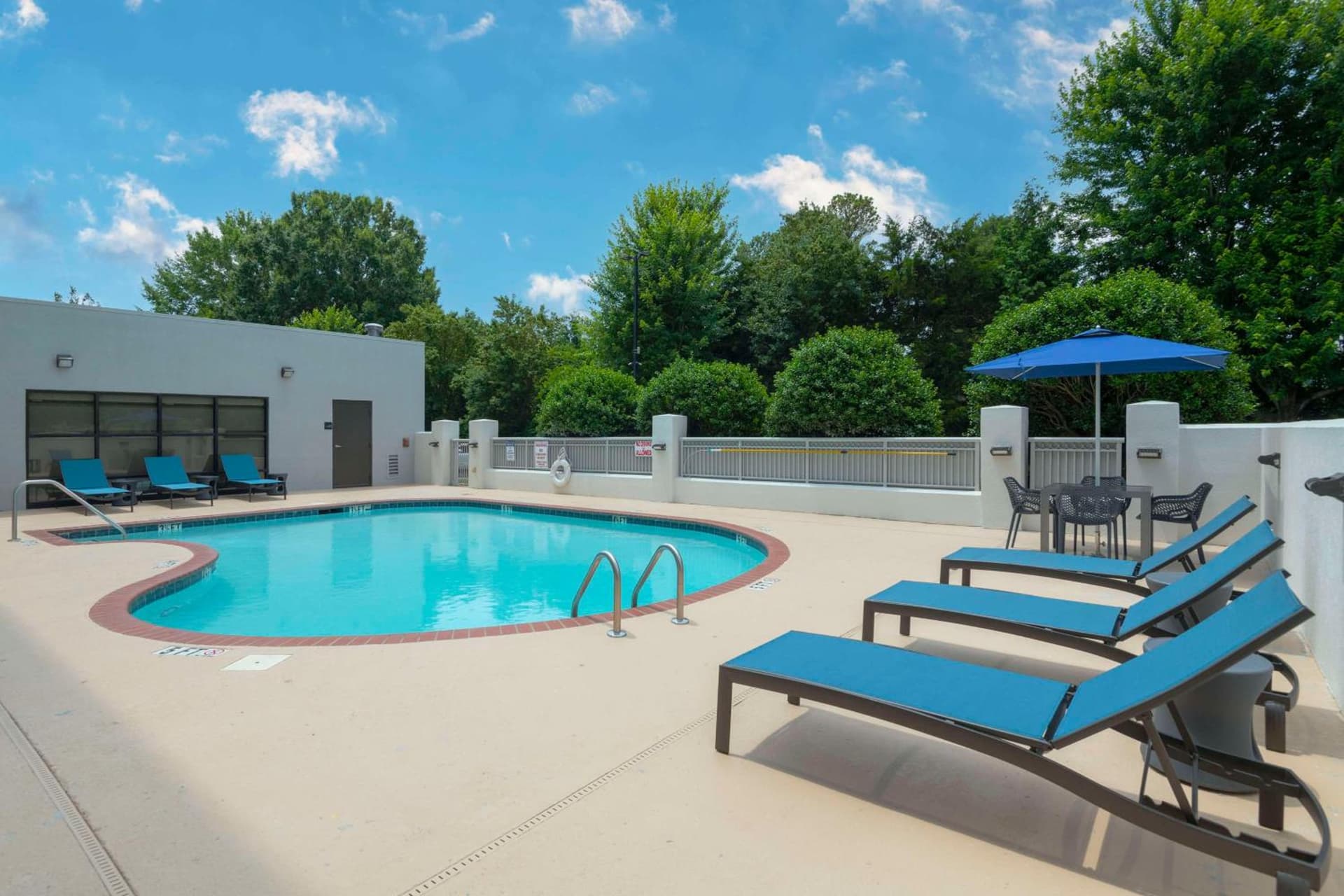 Hampton Inn & Suites Burlington gallery photo in Burlington, NC — image 27