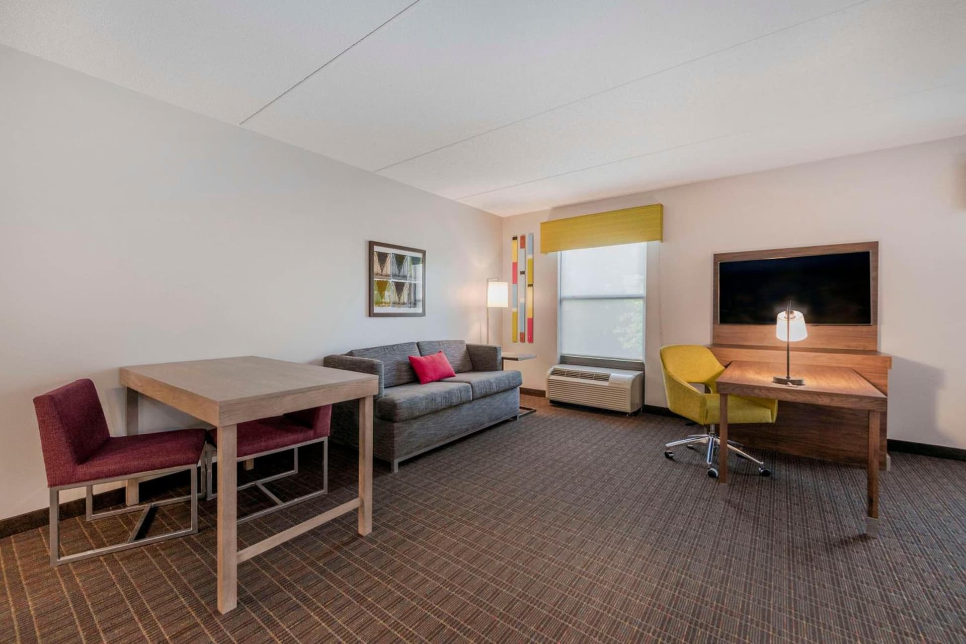 Hampton Inn & Suites Burlington gallery photo in Burlington, NC — image 17