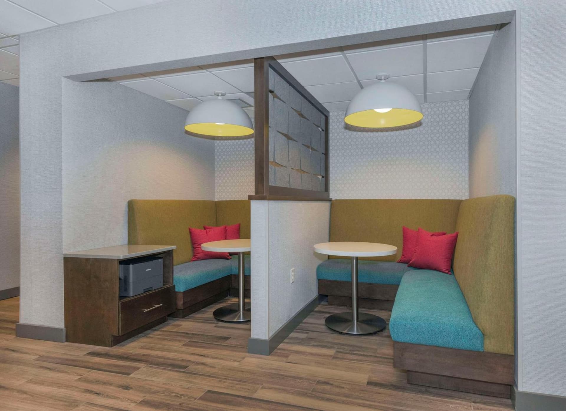 Hampton Inn & Suites Burlington gallery photo in Burlington, NC — image 20
