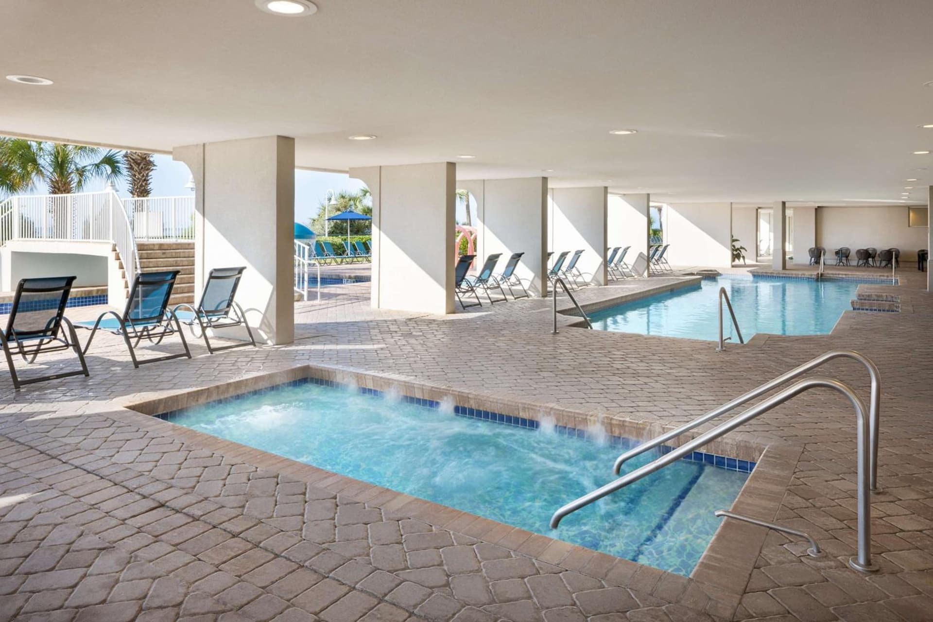 Hampton Inn & Suites Myrtle Beach Oceanfront gallery photo in Myrtle Beach, SC — image 28