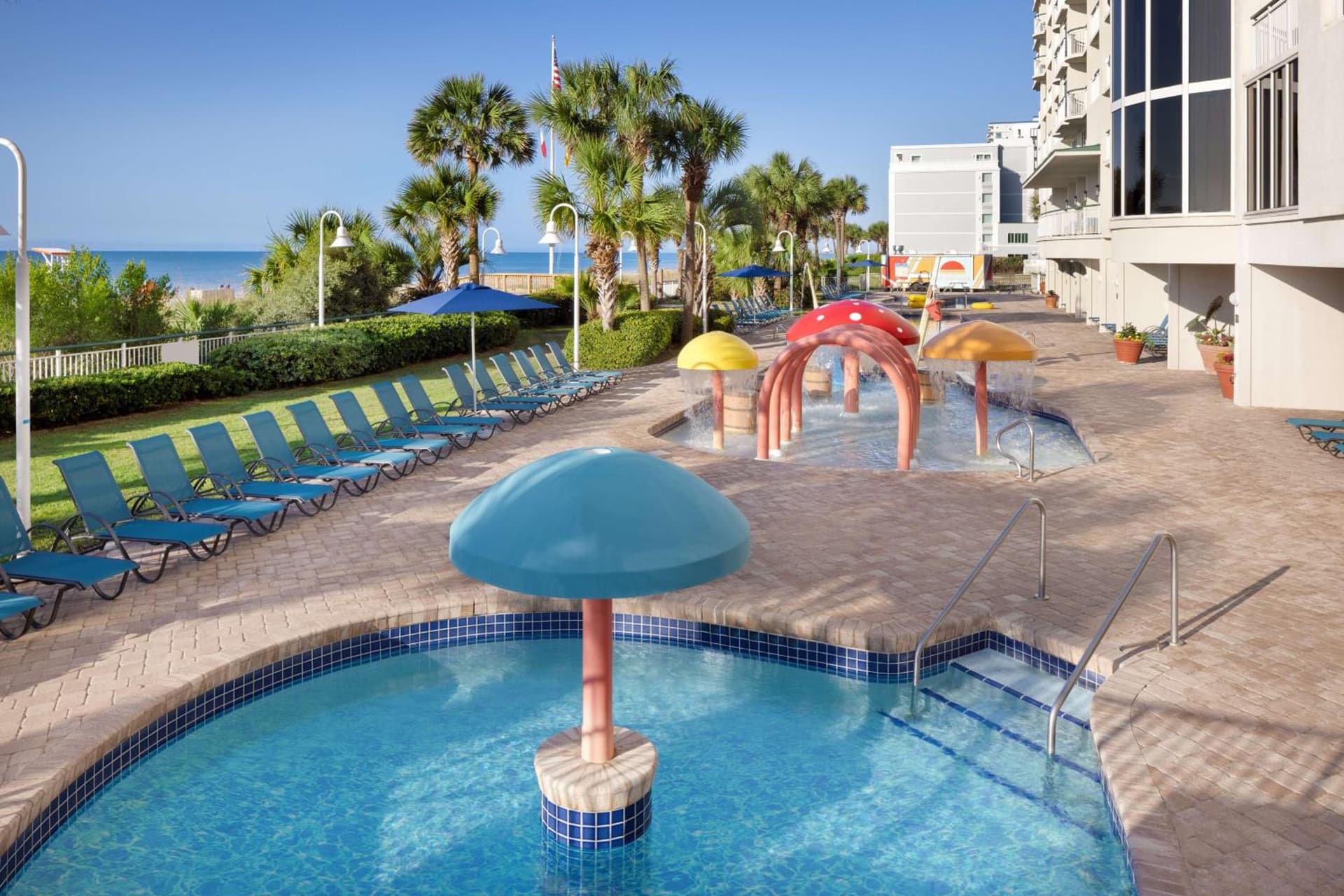Hampton Inn & Suites Myrtle Beach Oceanfront gallery photo in Myrtle Beach, SC — image 47