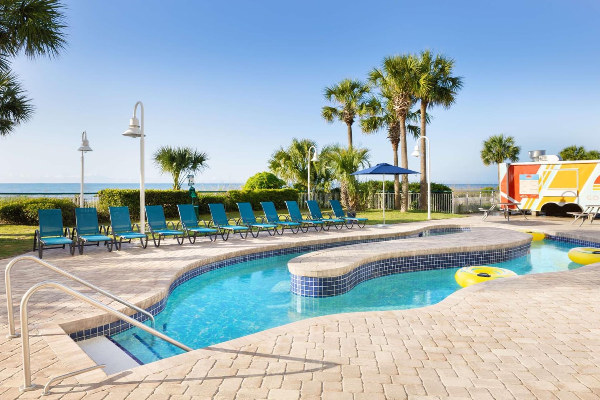 Hampton Inn & Suites Myrtle Beach Oceanfront gallery photo in Myrtle Beach, SC — image 72