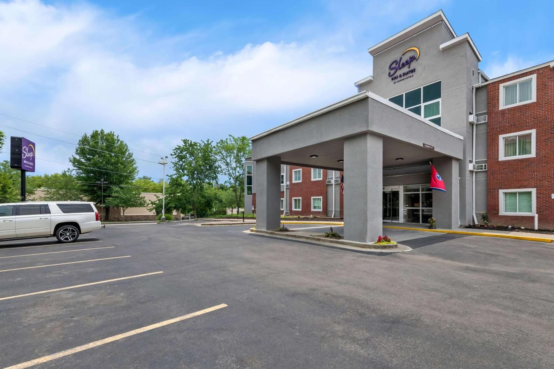 Sleep Inn & Suites Pigeon Forge Downtown interior in Pigeon Forge, TN — gallery photo 2
