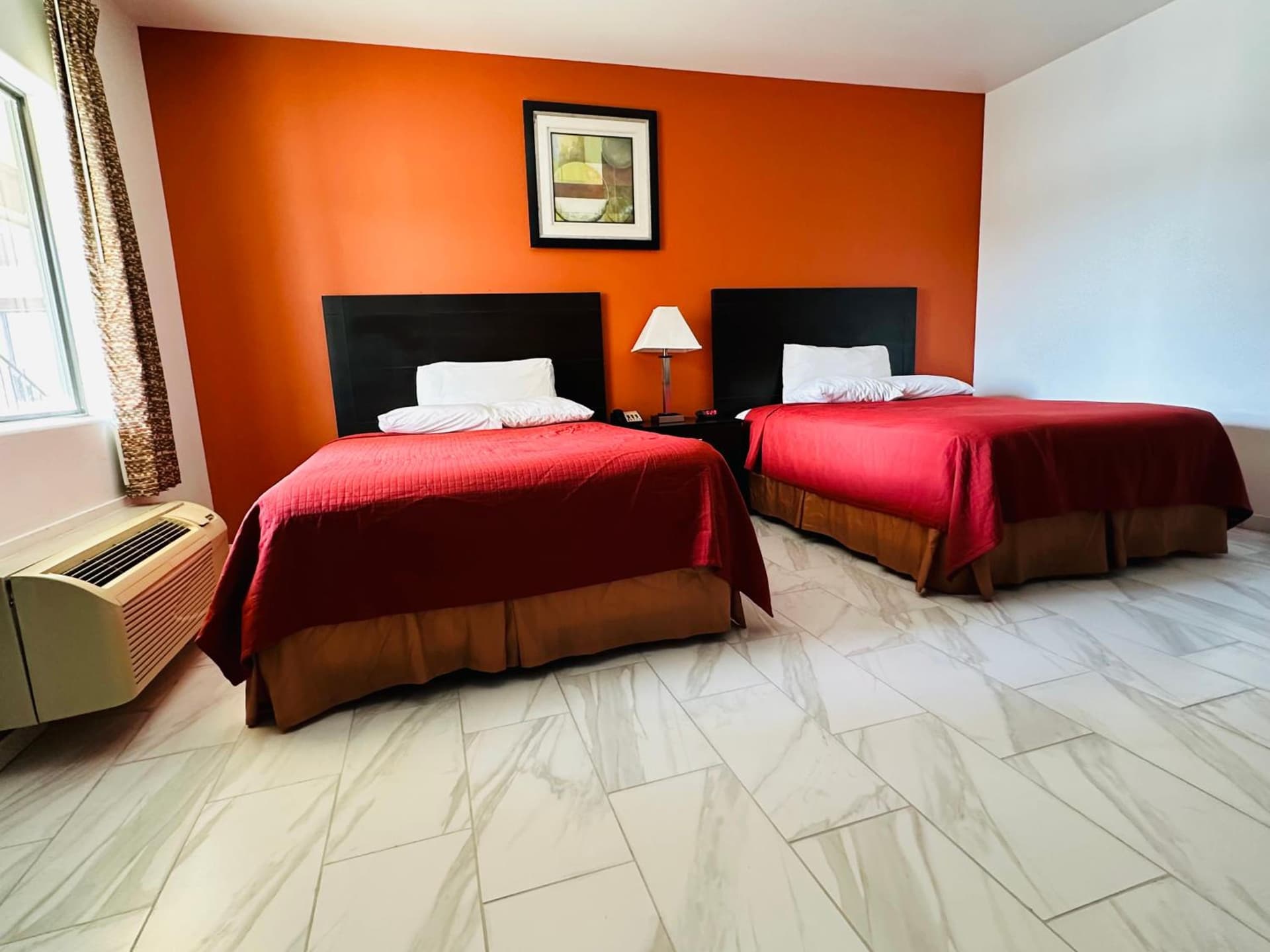 Lux Inn and Suites property views in Three Rivers, TX — gallery photo 3