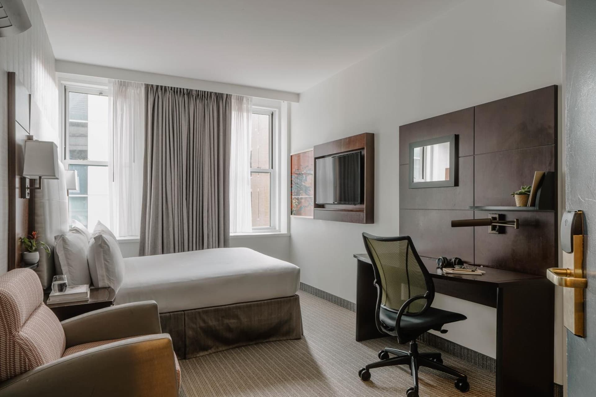 Club Quarters Hotel Faneuil Hall, Boston gallery photo in Boston, MA — image 12
