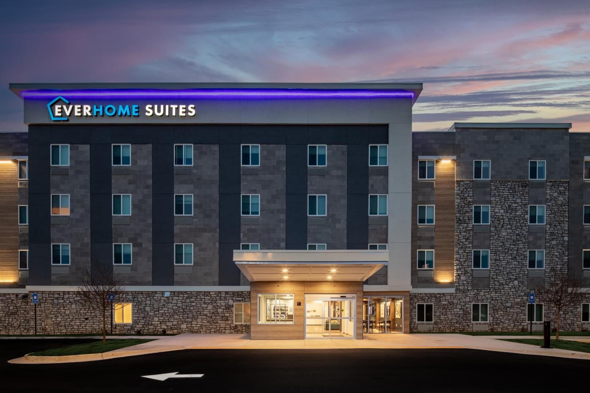 Everhome Suites Fayetteville near Fort Bragg featured exterior or lobby in Fayetteville, NC — similar hotel