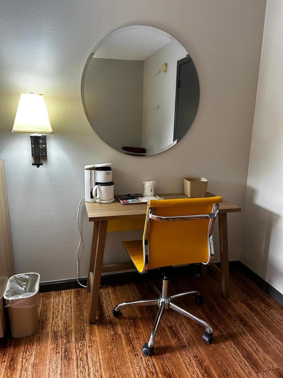 Days Inn by Wyndham Dahlonega University Area gallery photo in Dahlonega, GA — image 21
