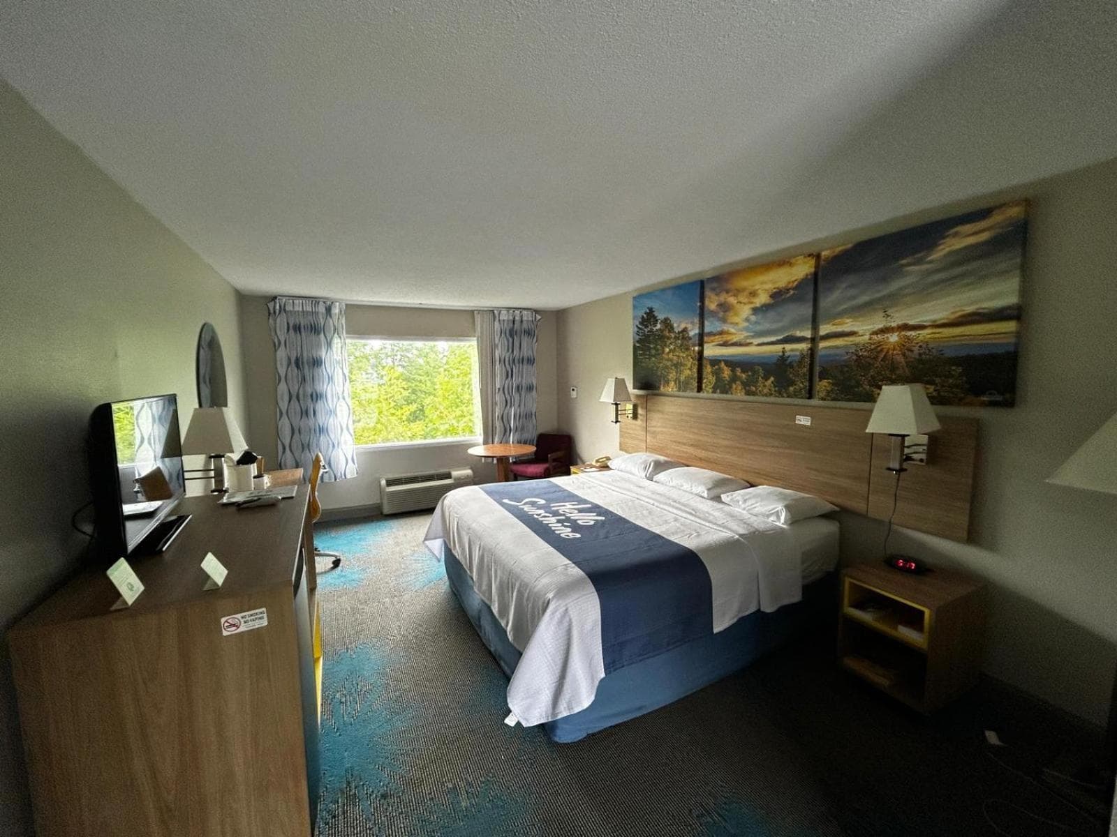 Days Inn by Wyndham Dahlonega University Area interior in Dahlonega, GA — gallery photo 2