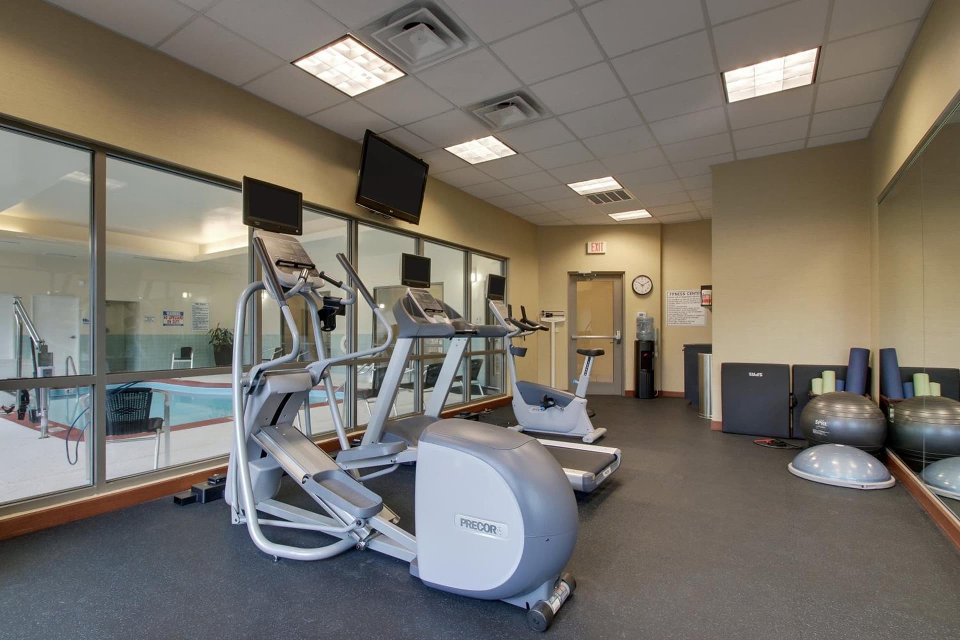 Holiday Inn Express Leland - Wilmington Area by IHG gallery photo in Leland, NC — image 4