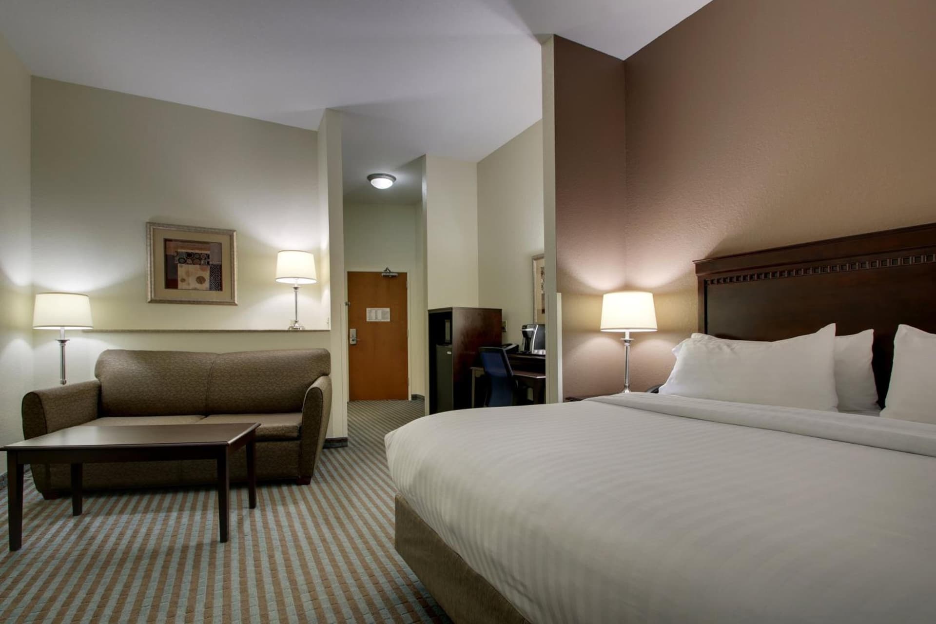 Holiday Inn Express Leland - Wilmington Area by IHG gallery photo in Leland, NC — image 47