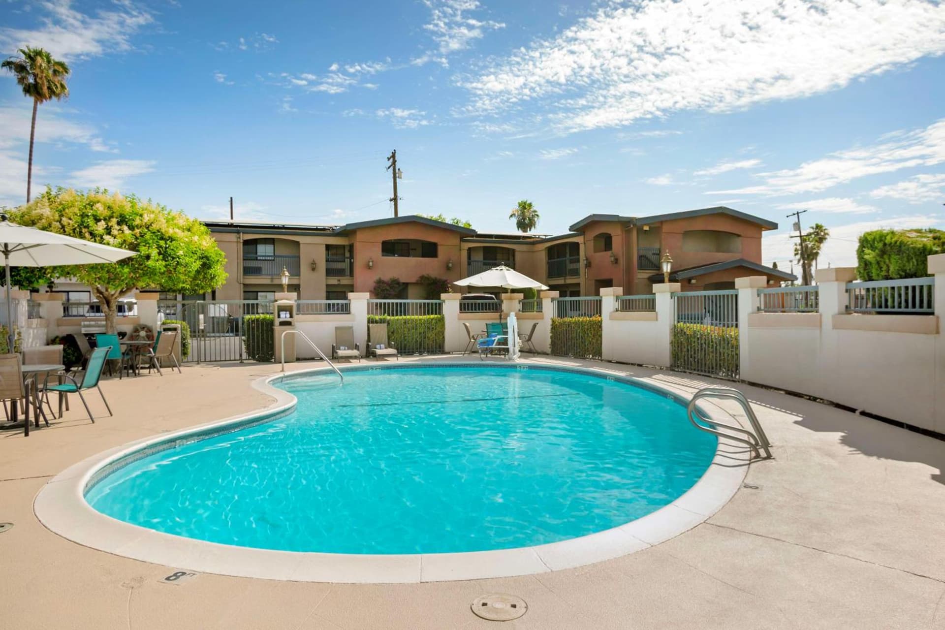 Best Western Inn interior in Merced, CA — gallery photo 2