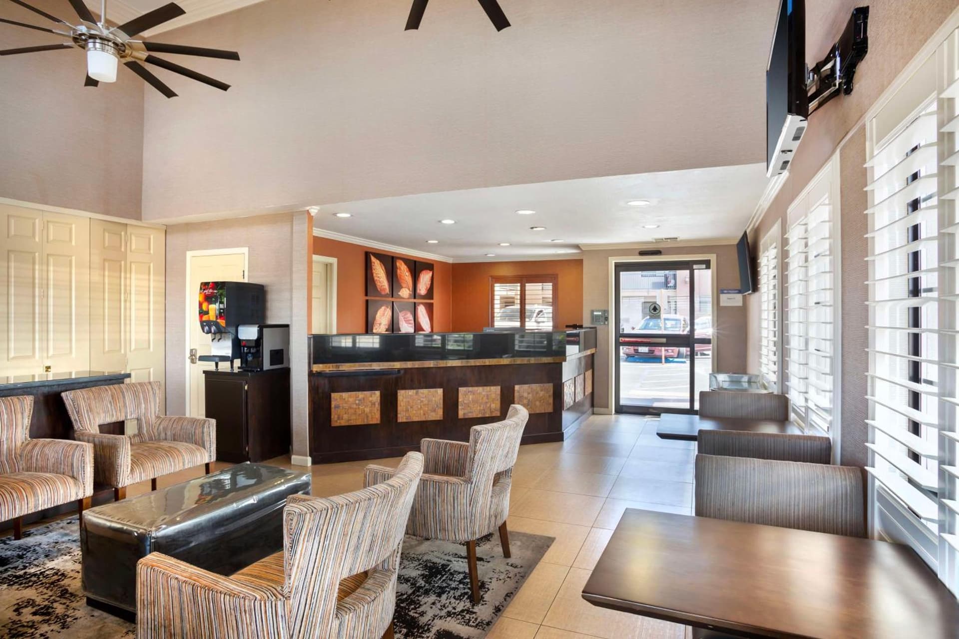 Best Western Inn interior in Merced, CA — gallery photo 2