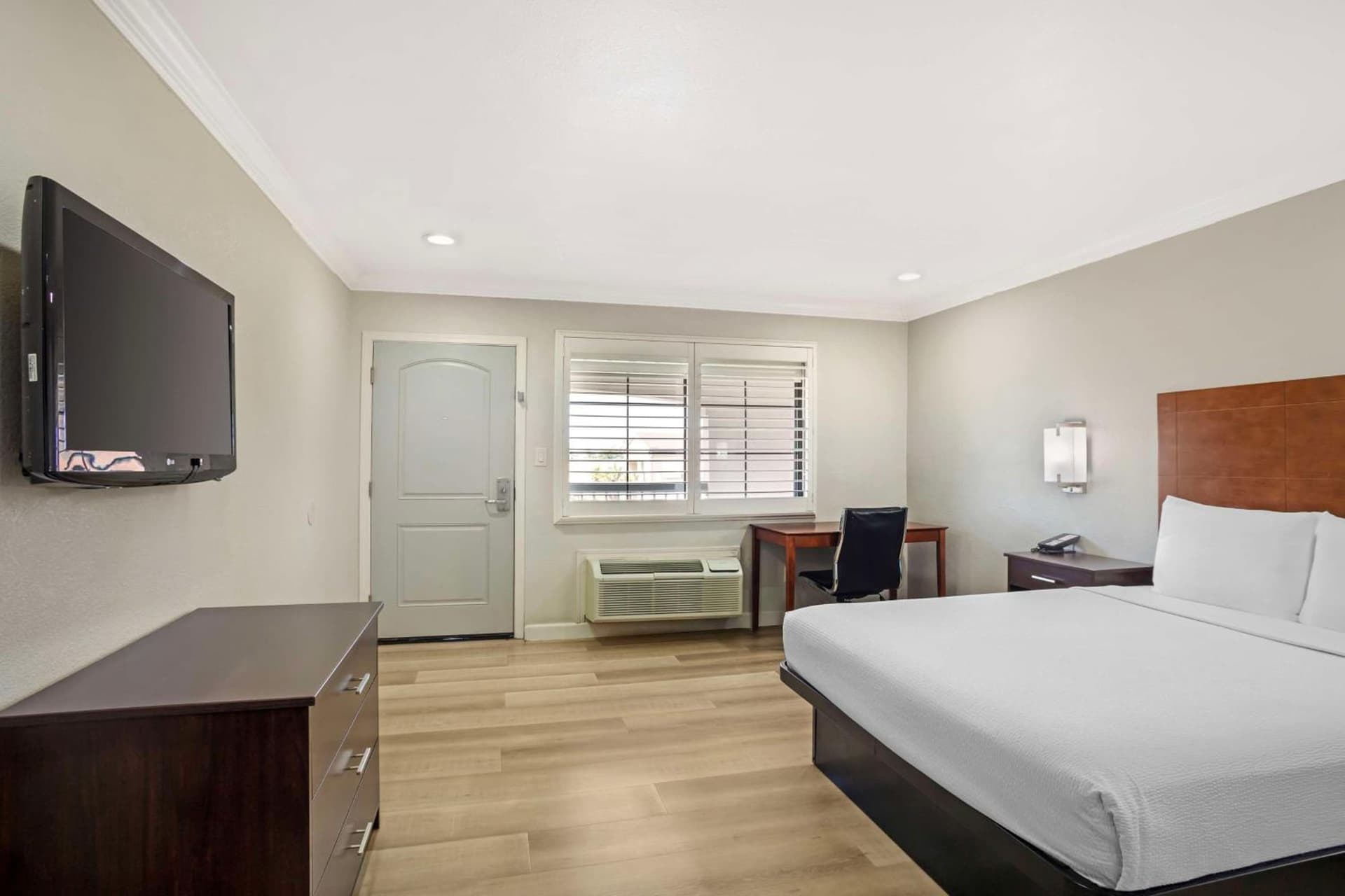 Best Western Inn gallery photo in Merced, CA — image 14