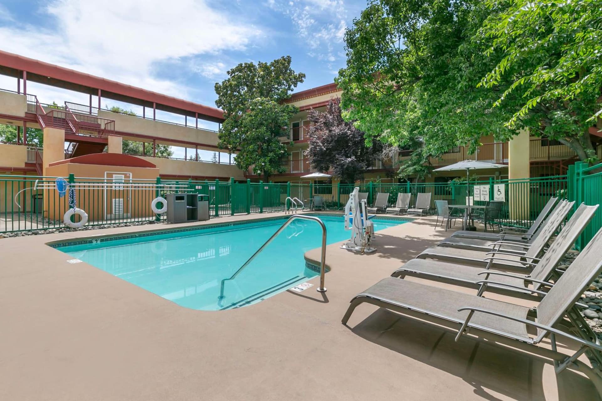 Best Western Plus Orchid Hotel & Suites gallery photo in Roseville, CA — image 49