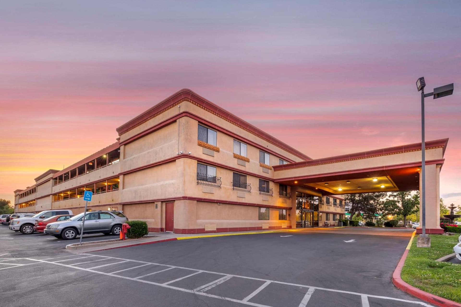 Best Western Plus Orchid Hotel & Suites property views in Roseville, CA — gallery photo 3