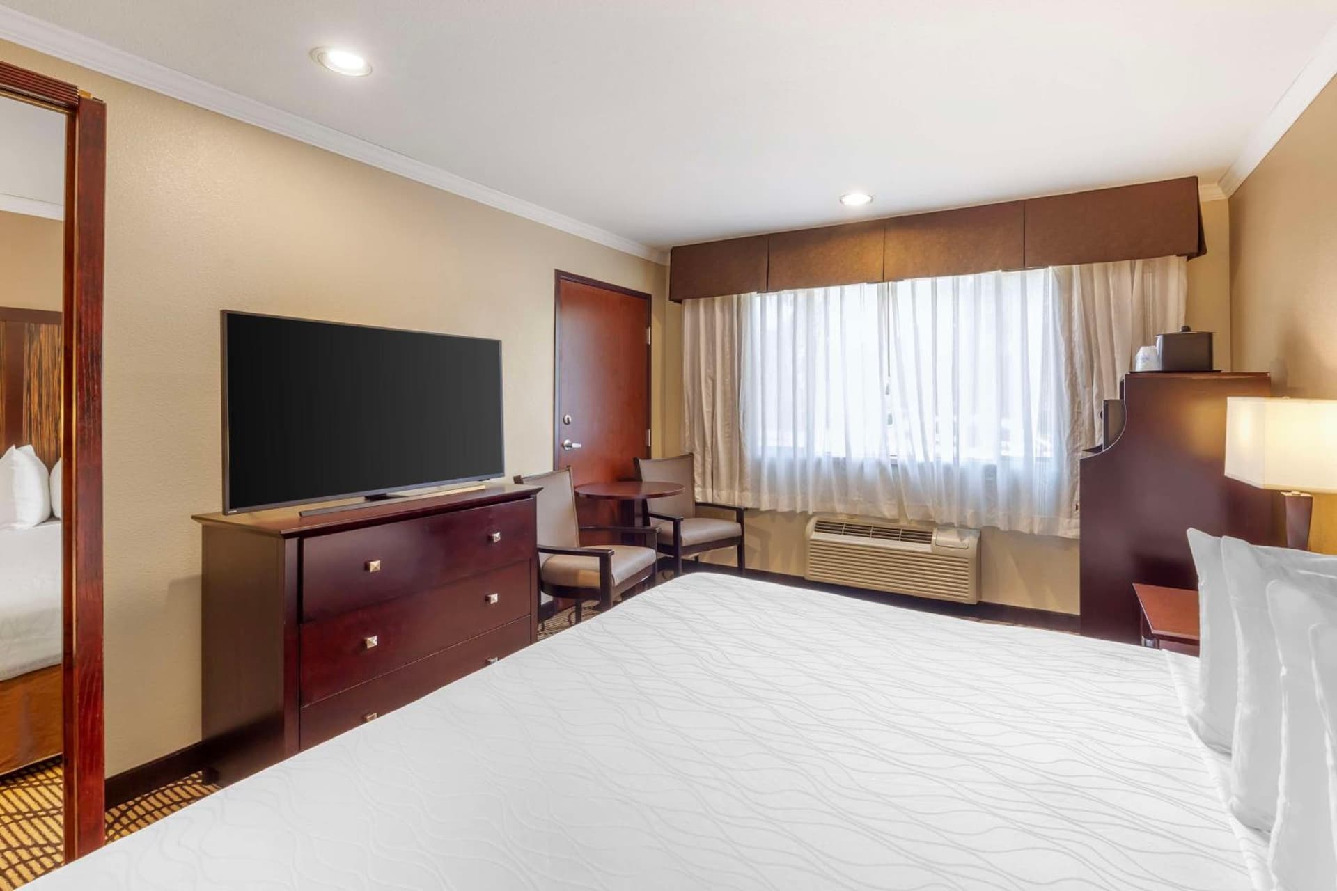 Best Western Plus Orchid Hotel & Suites gallery photo in Roseville, CA — image 63