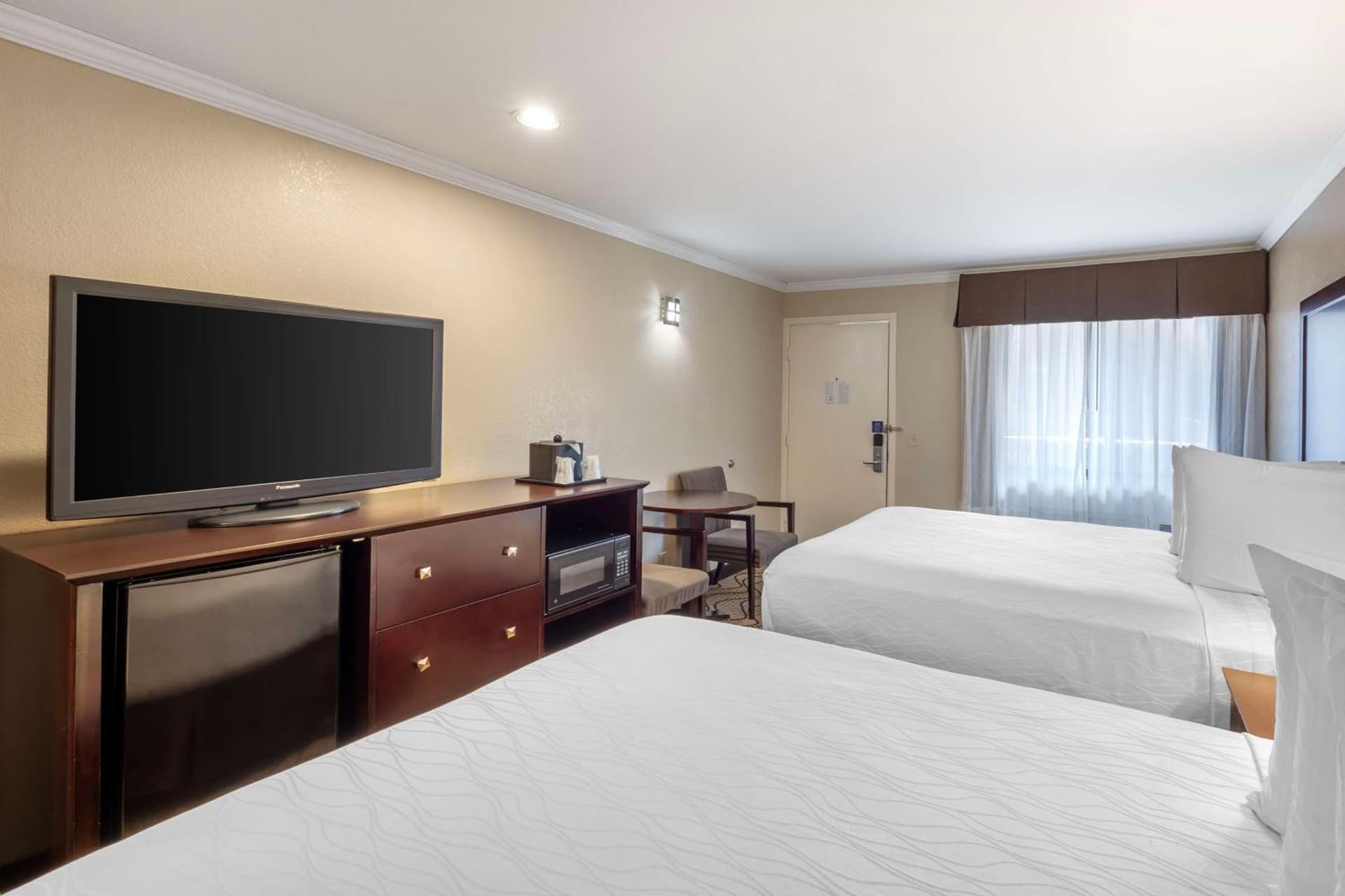 Best Western Plus Orchid Hotel & Suites gallery photo in Roseville, CA — image 50
