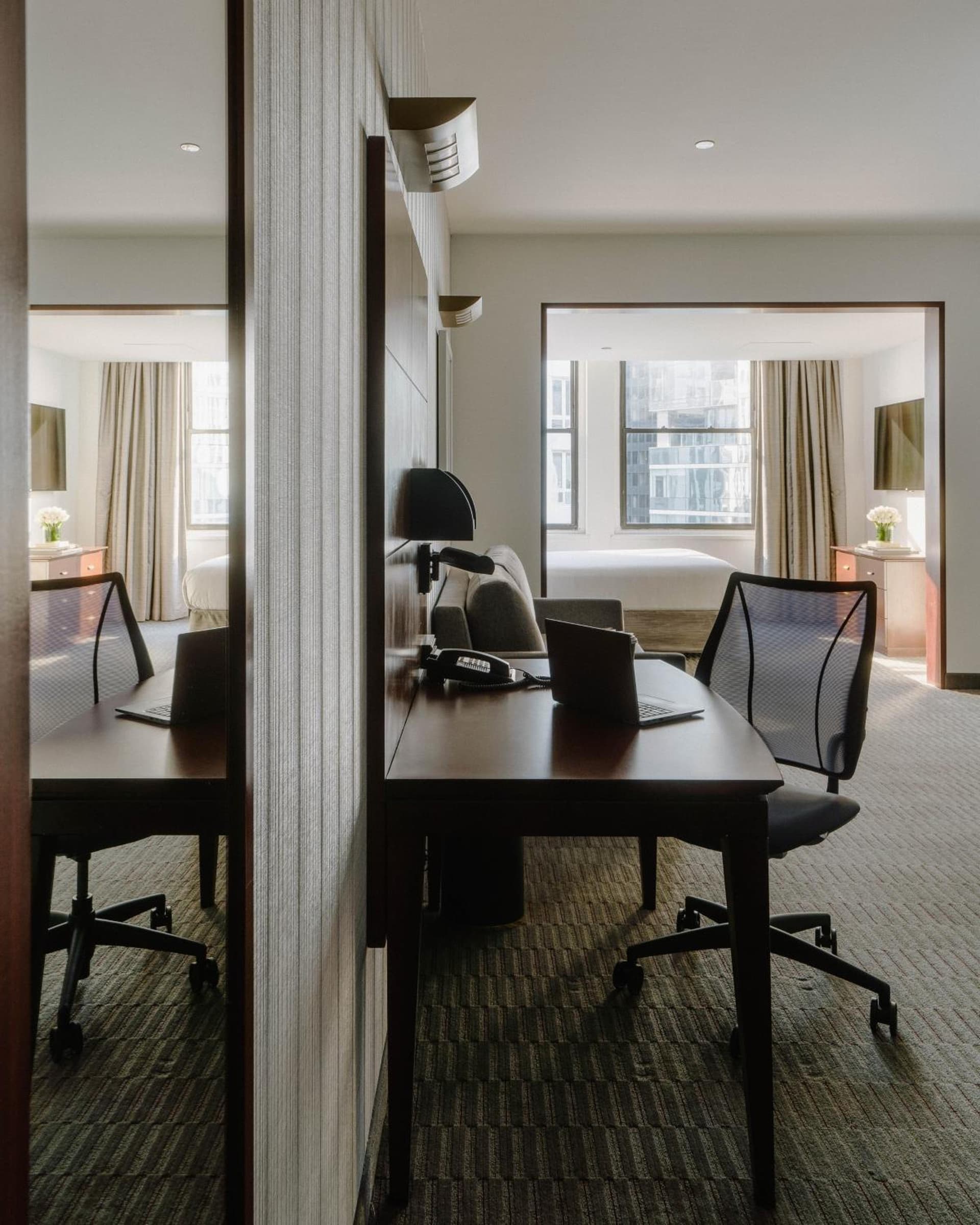 Club Quarters Hotel Wacker at Michigan, Chicago interior in Chicago, IL — gallery photo 2
