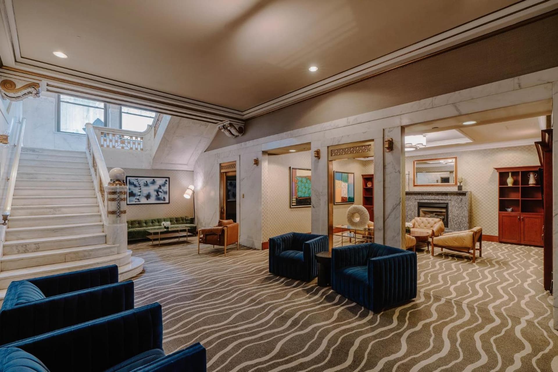 Club Quarters Hotel Wacker at Michigan, Chicago gallery photo in Chicago, IL — image 6