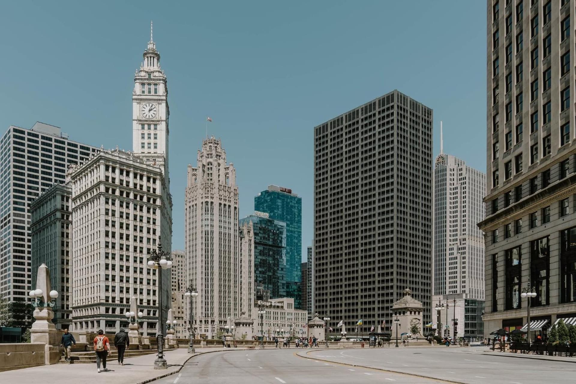 Club Quarters Hotel Wacker at Michigan, Chicago gallery photo in Chicago, IL — image 4