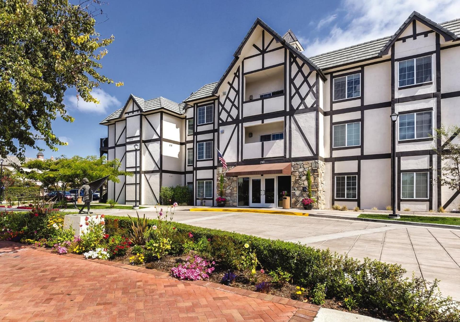 WorldMark Solvang featured exterior or lobby in Solvang, CA — similar hotel