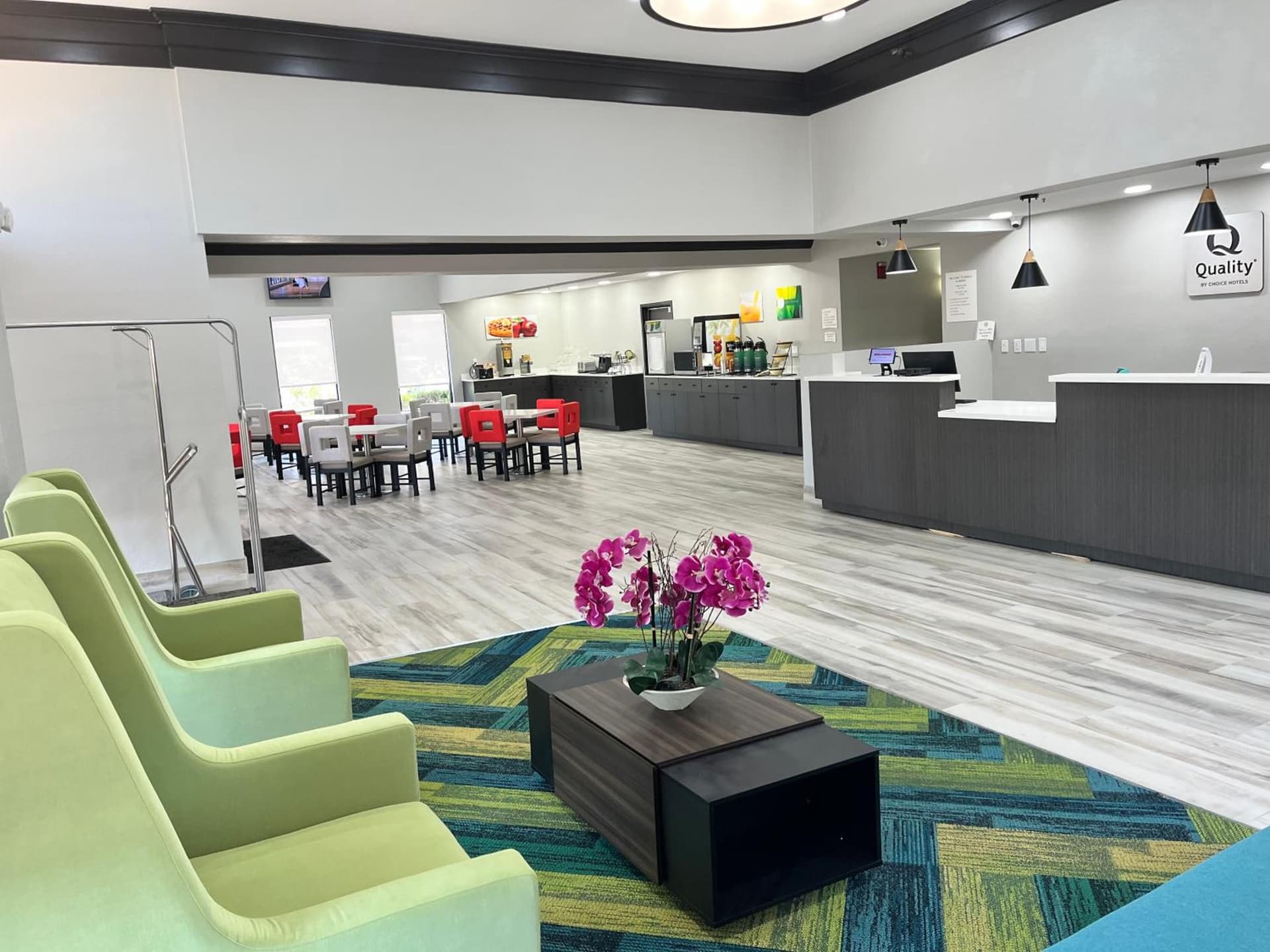 Quality Inn & Suites at Airport Blvd I-65 gallery photo in Mobile, AL — image 55