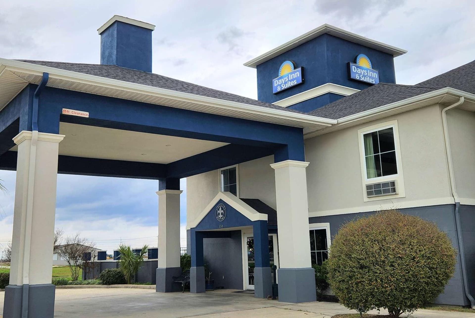 Days Inn & Suites by Wyndham Thibodaux property views in Thibodaux, LA — gallery photo 3