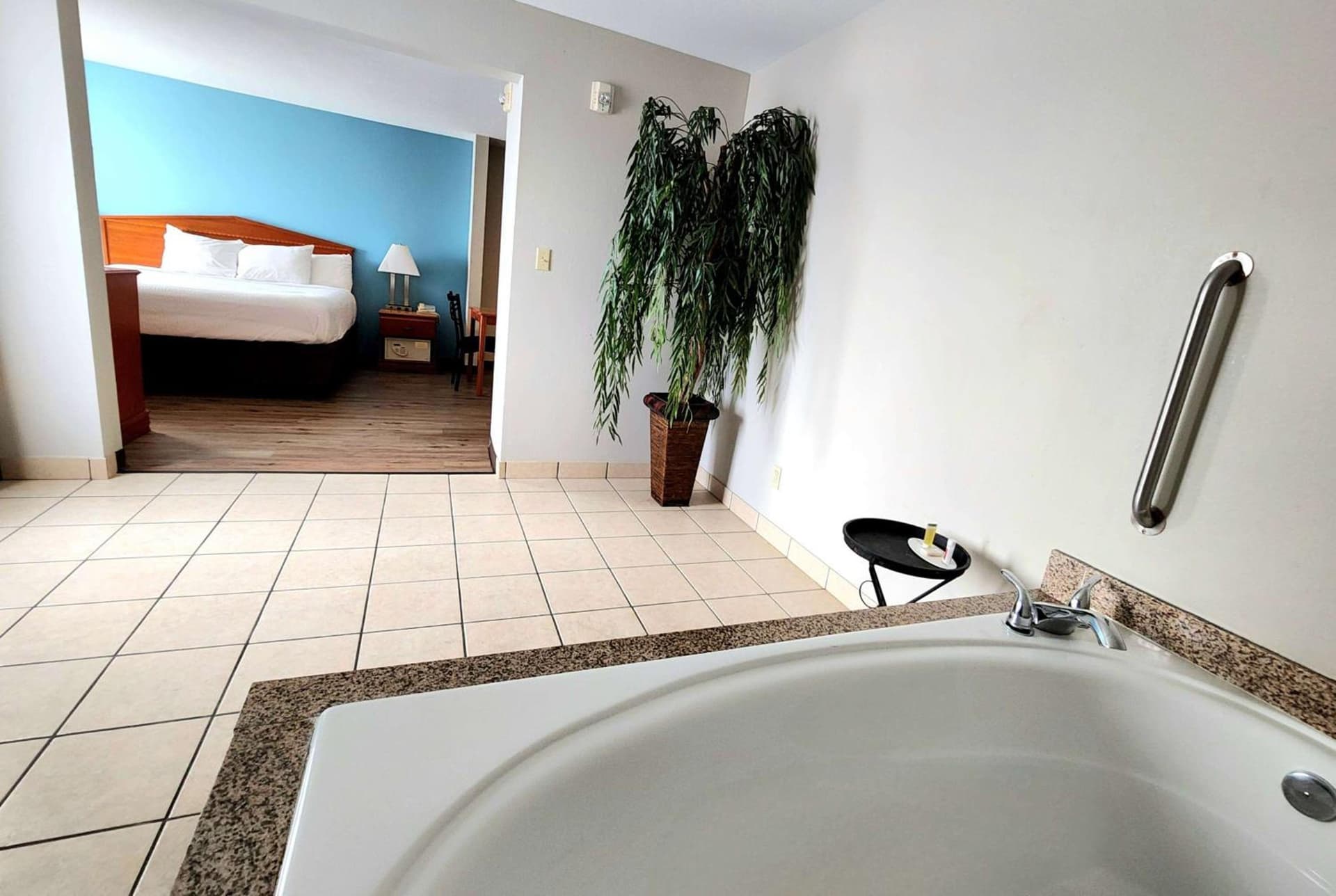 Days Inn & Suites by Wyndham Thibodaux gallery photo in Thibodaux, LA — image 35