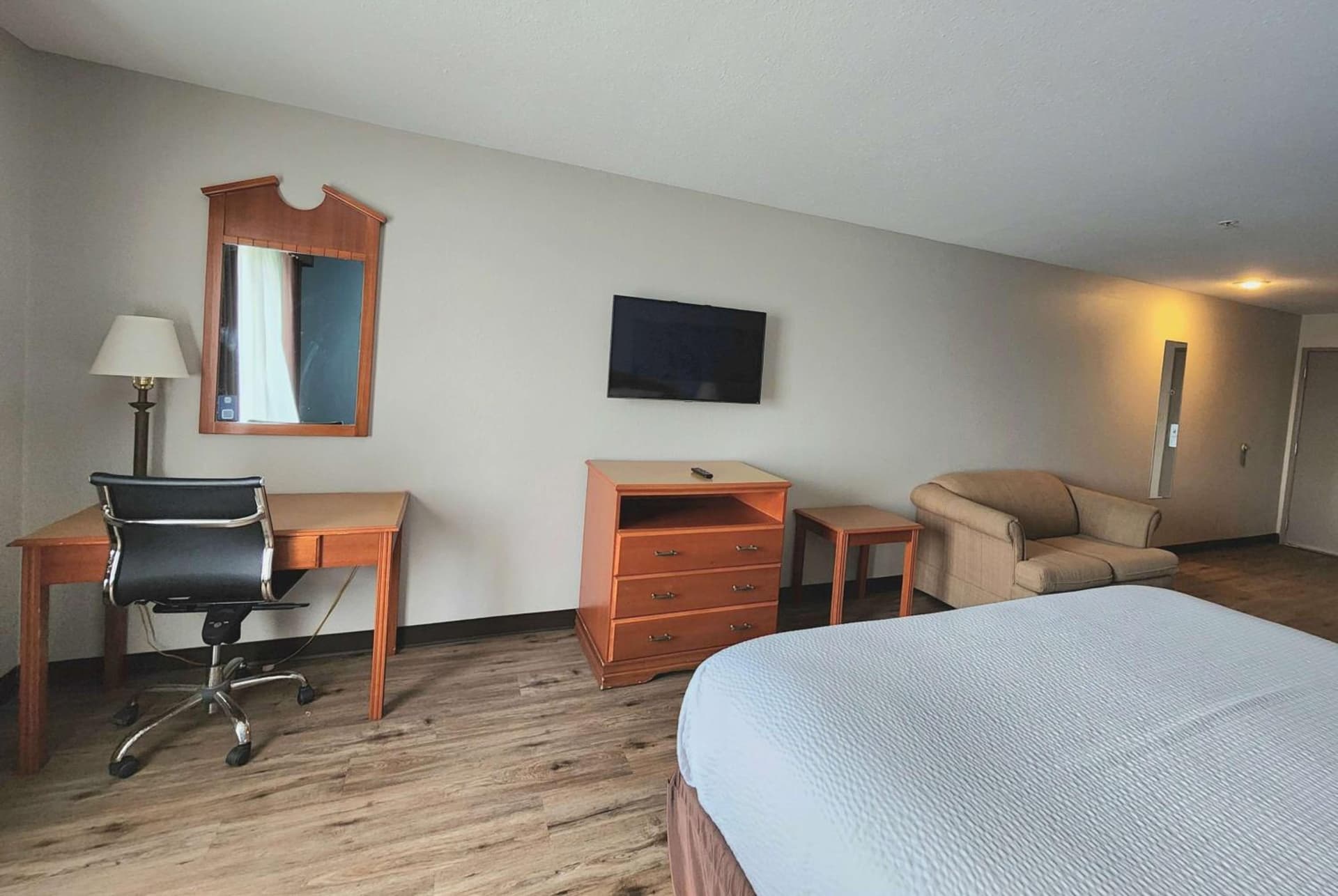 Days Inn & Suites by Wyndham Thibodaux gallery photo in Thibodaux, LA — image 12