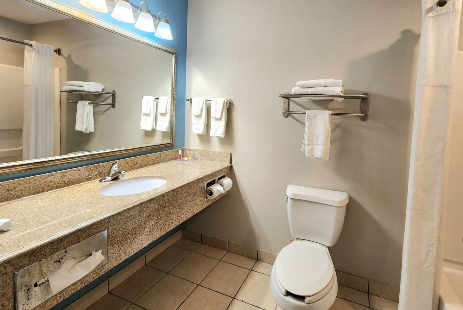 Days Inn & Suites by Wyndham Thibodaux gallery photo in Thibodaux, LA — image 21