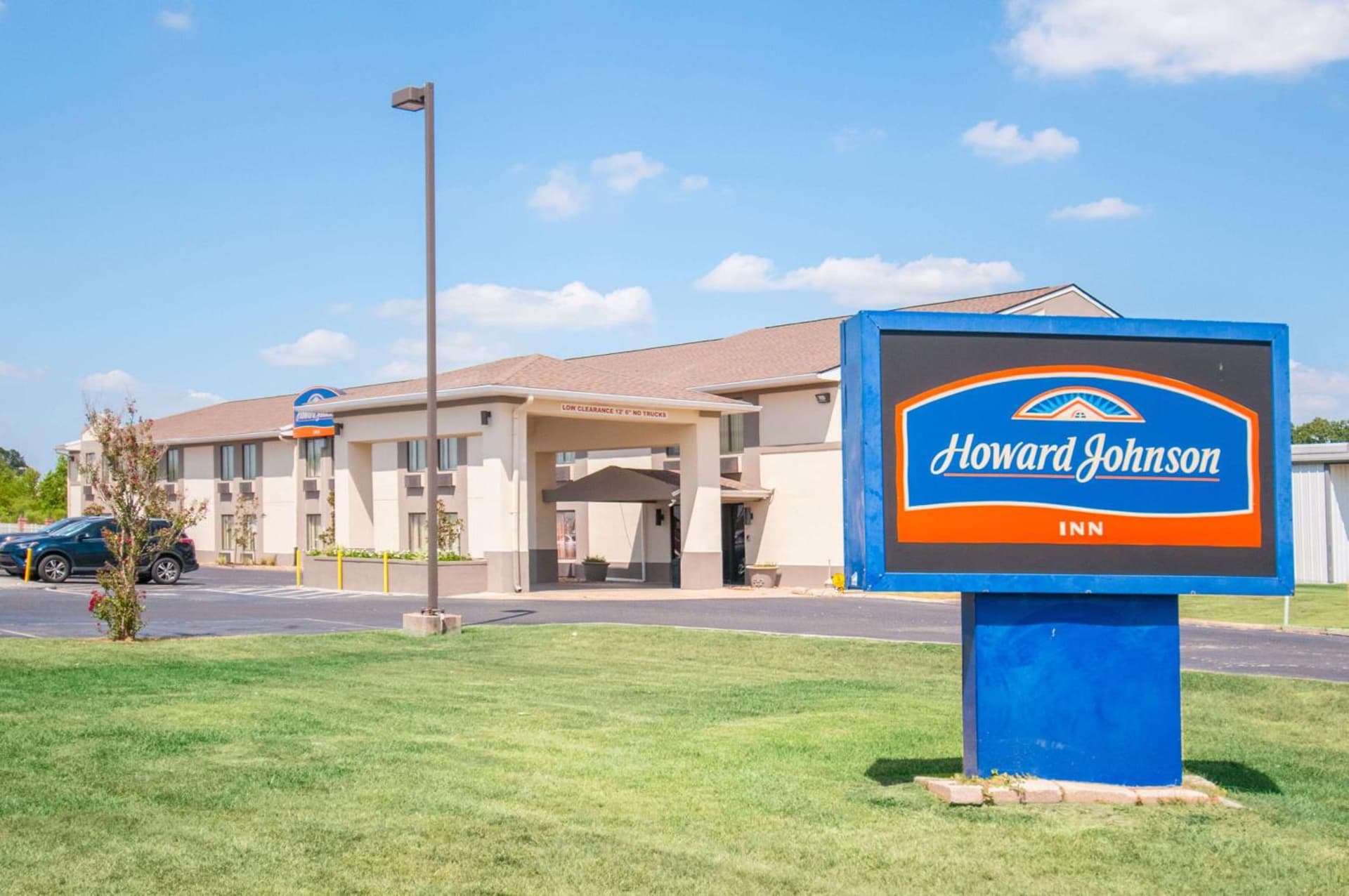 Howard Johnson by Wyndham Scott Lafayette — hotel in Scott, Louisiana