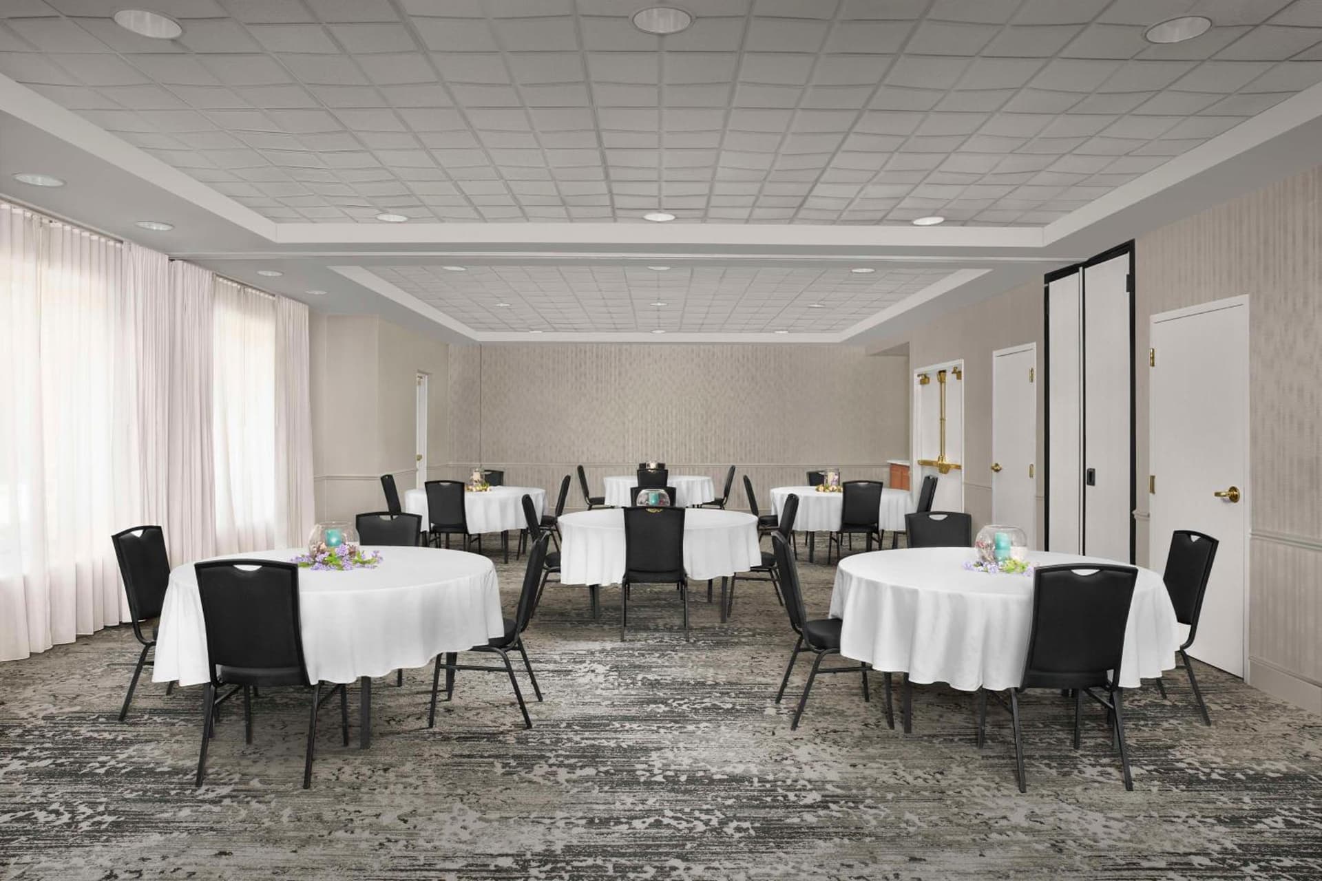Hilton Garden Inn Hoffman Estates gallery photo in Hoffman Estates, IL — image 37