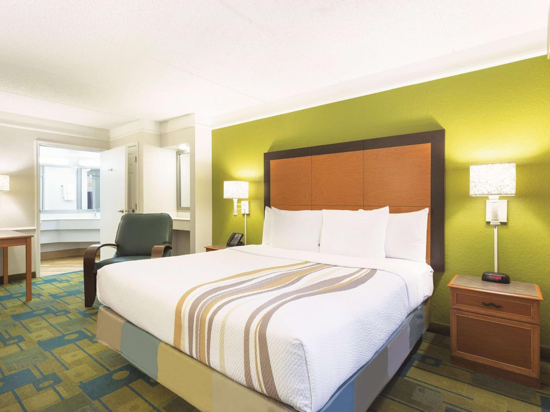La Quinta Inn by Wyndham San Diego Chula Vista property views in Chula Vista, CA — gallery photo 3