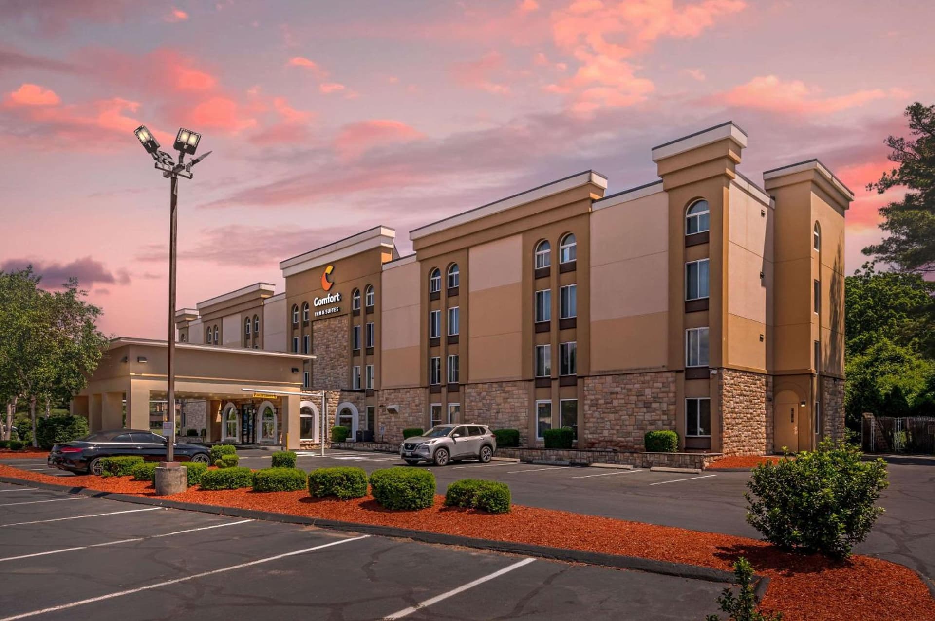 Comfort Inn & Suites East Hartford - Hartford featured exterior or lobby in East Hartford — similar hotel