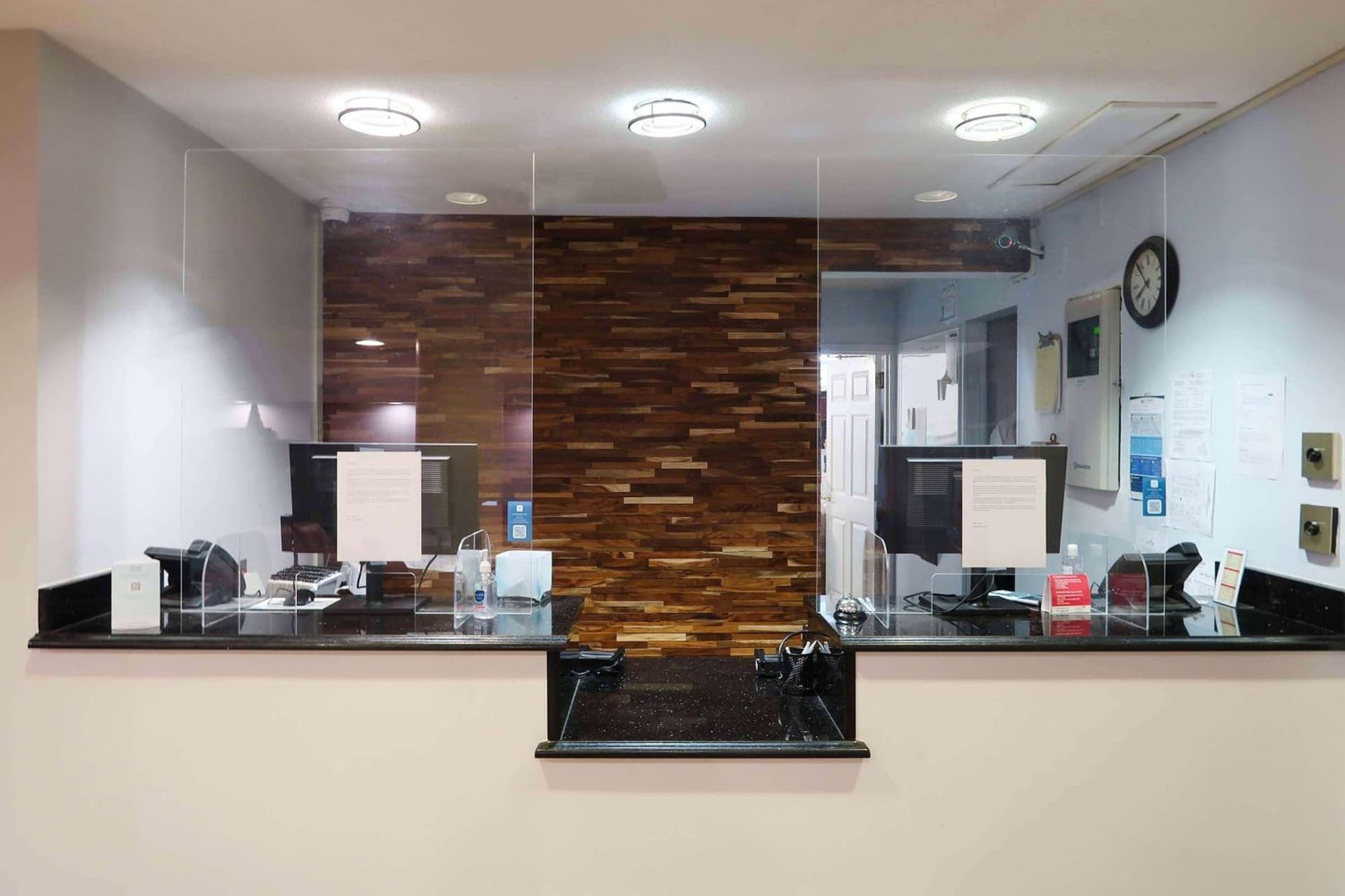 Tysons Corner Suites, A Baymont by Wyndham interior in Vienna, VA — gallery photo 2