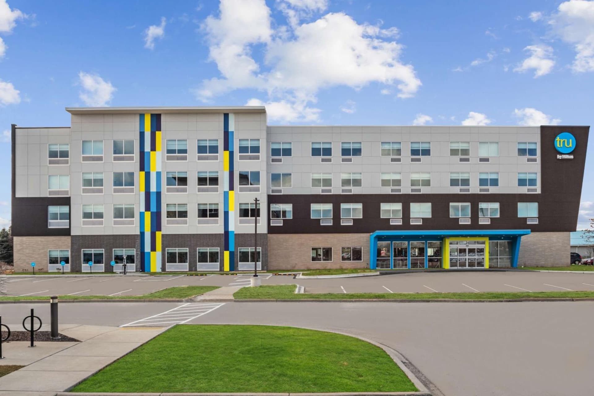 Tru By Hilton Janesville gallery photo in Janesville, WI — image 8