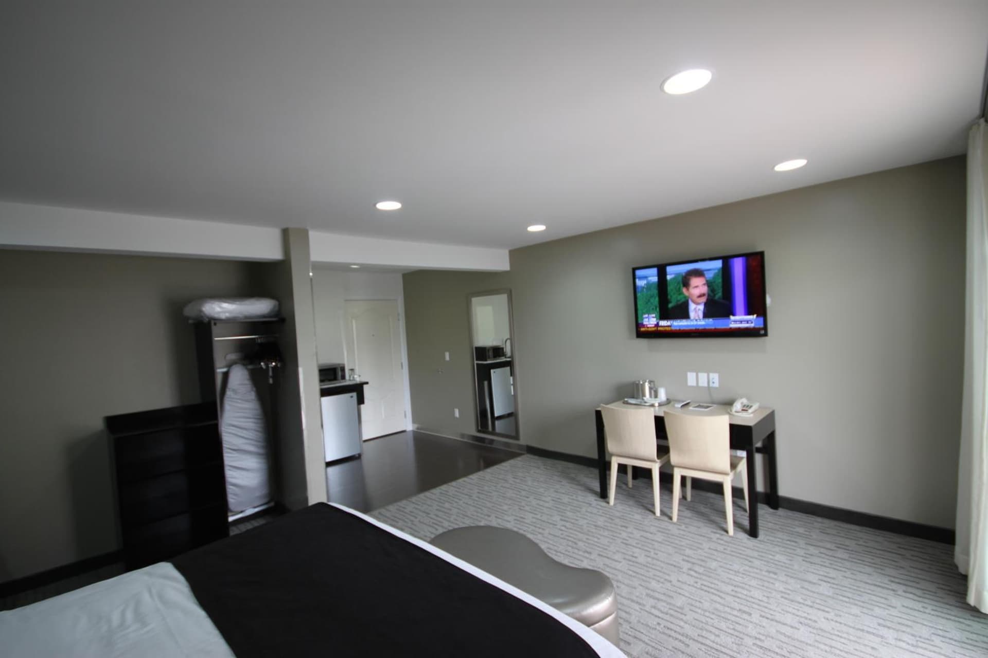 Grandview Inn gallery photo in Hermosa Beach, CA — image 13