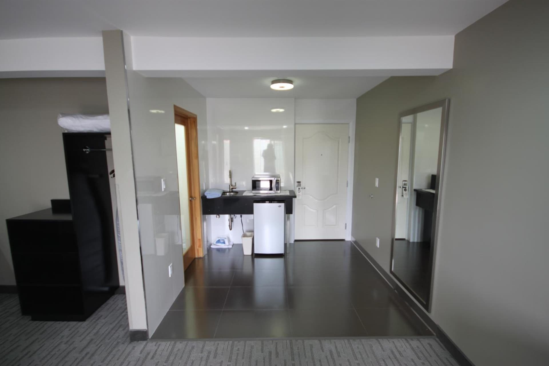 Grandview Inn gallery photo in Hermosa Beach, CA — image 24