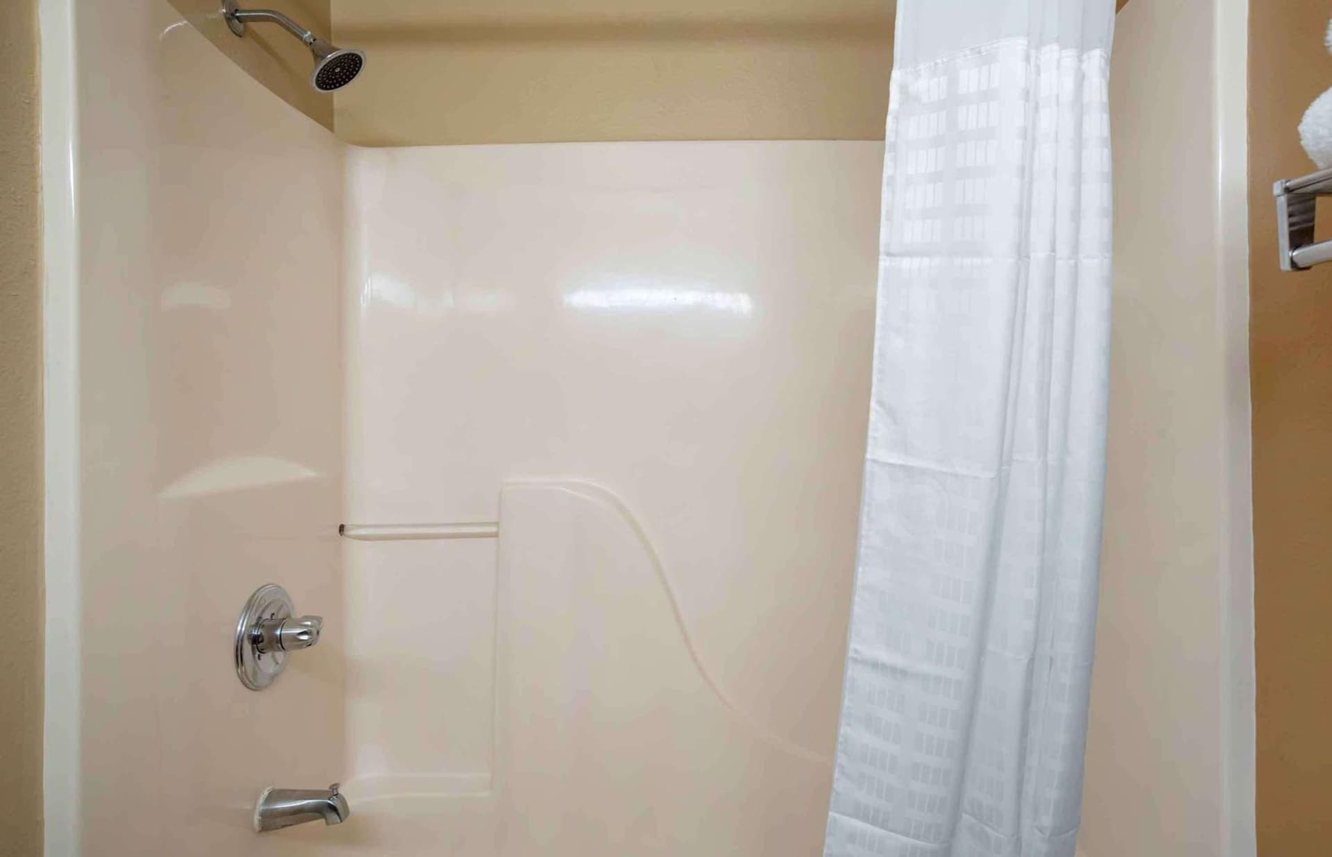 Extended Stay America Suites - Mobile - Spring Hill gallery photo in Mobile, AL — image 13