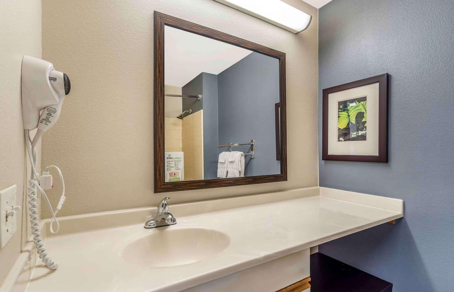Extended Stay America Select Suites - Chicago - Naperville - East gallery photo in Naperville, IL — image 58